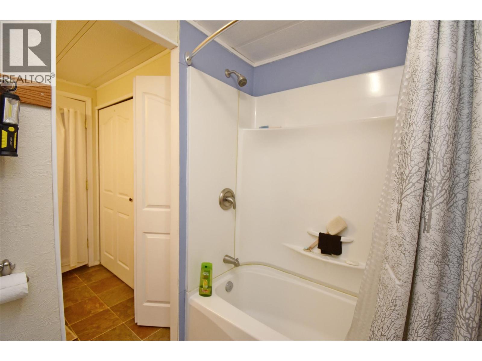 578 Guildford Court, Coldstream, British Columbia  V1B 2E3 - Photo 30 - 10377210