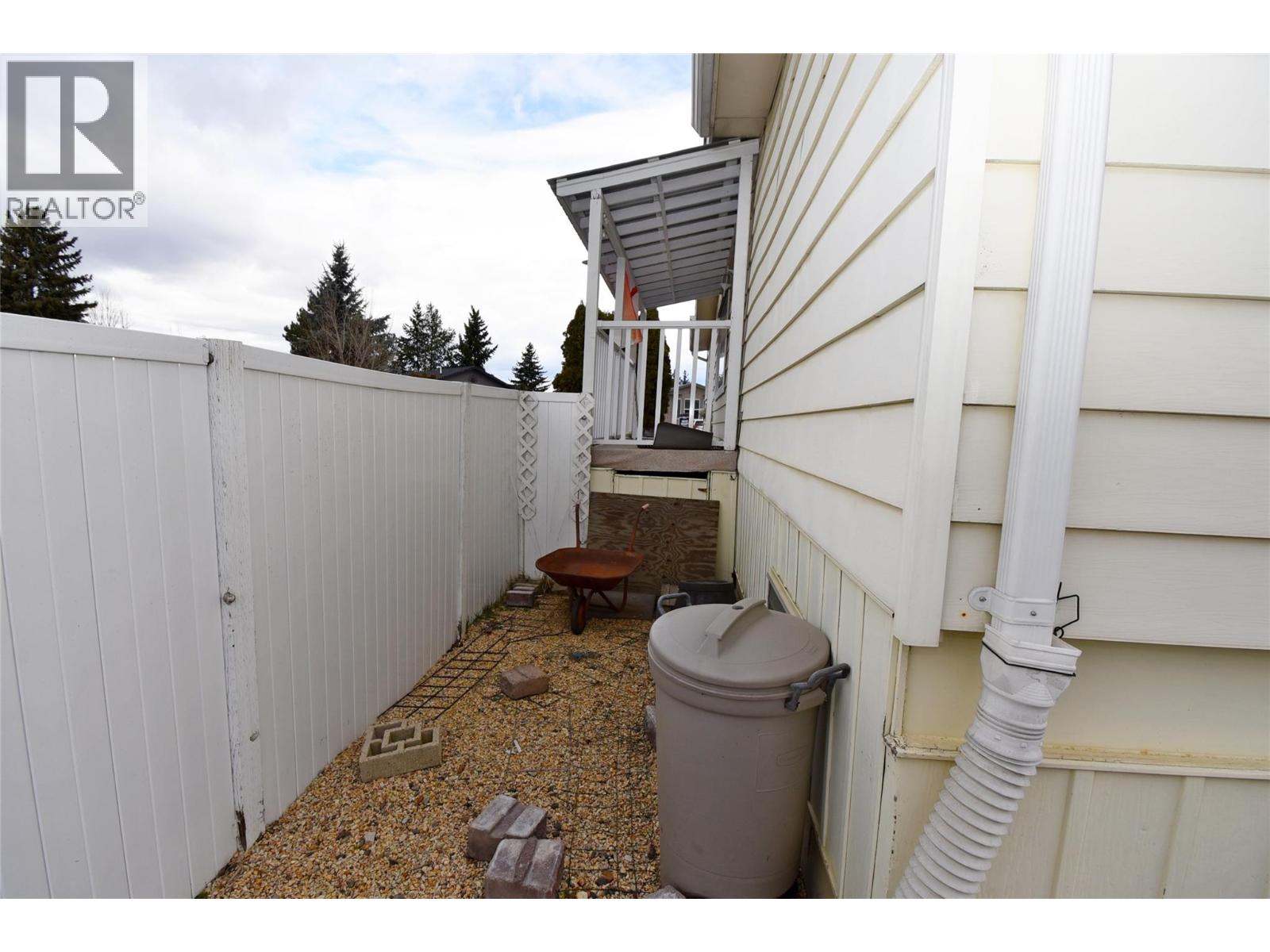 578 Guildford Court, Coldstream, British Columbia  V1B 2E3 - Photo 49 - 10377210