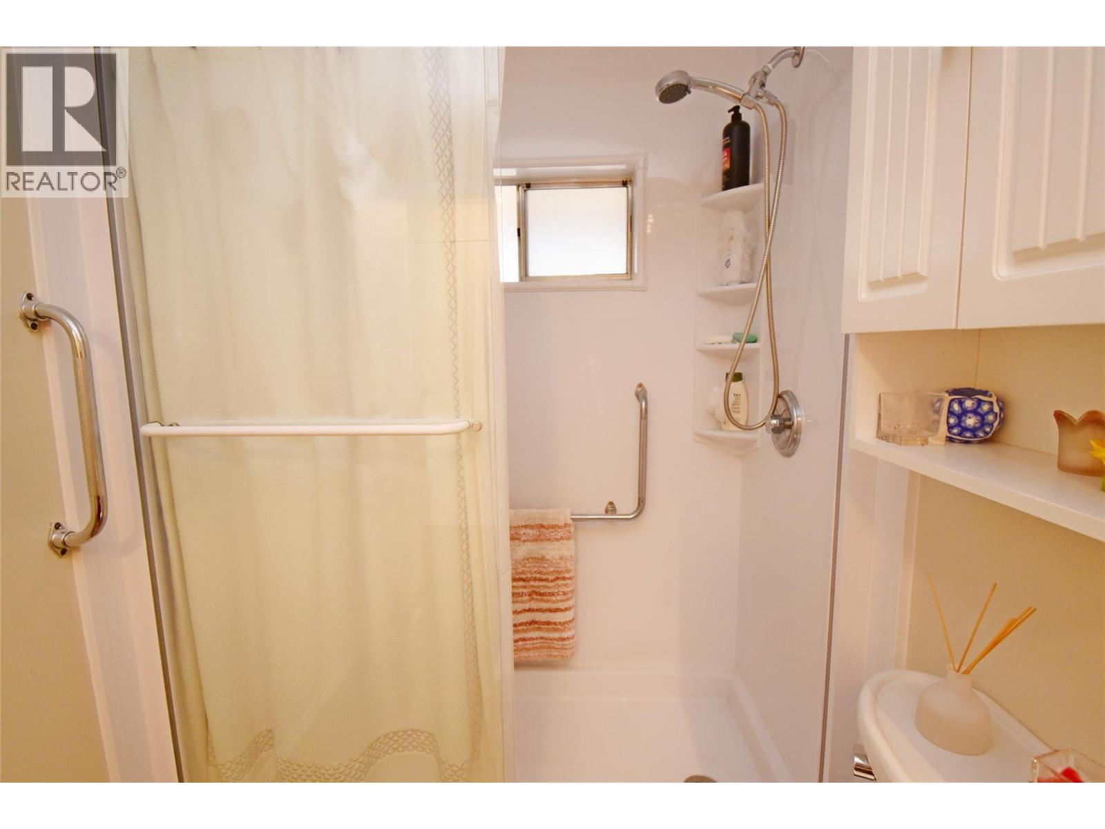 578 Guildford Court, Coldstream, British Columbia  V1B 2E3 - Photo 53 - 10377210