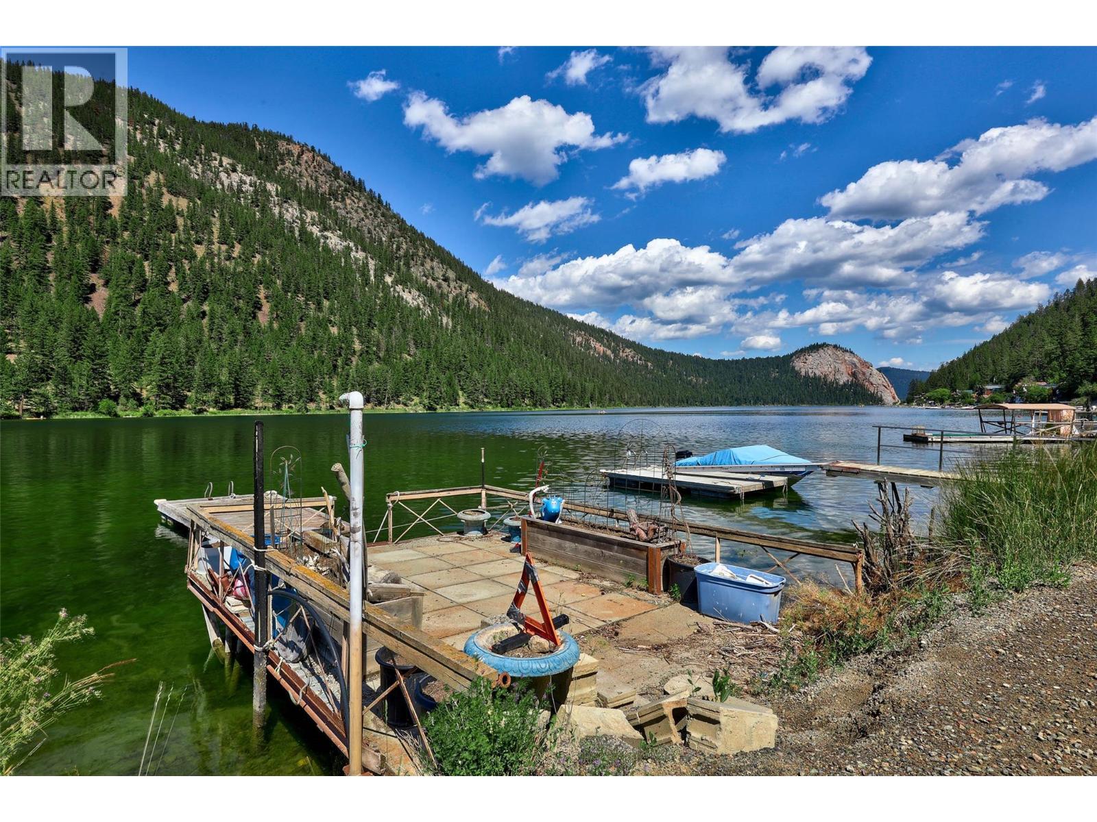 1848 Paul Lake Road, Kamloops, British Columbia  V2H 1N8 - Photo 31 - 10377716