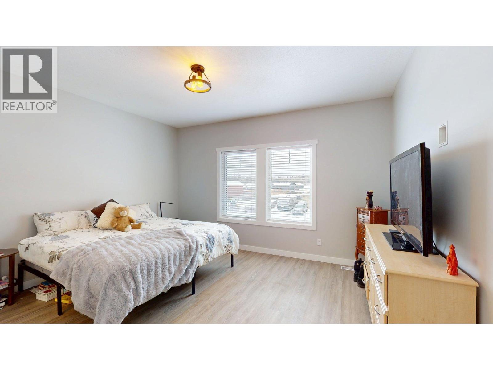 2258 Black Hawk Drive, Sparwood, British Columbia  V0B 2G2 - Photo 19 - 10377577