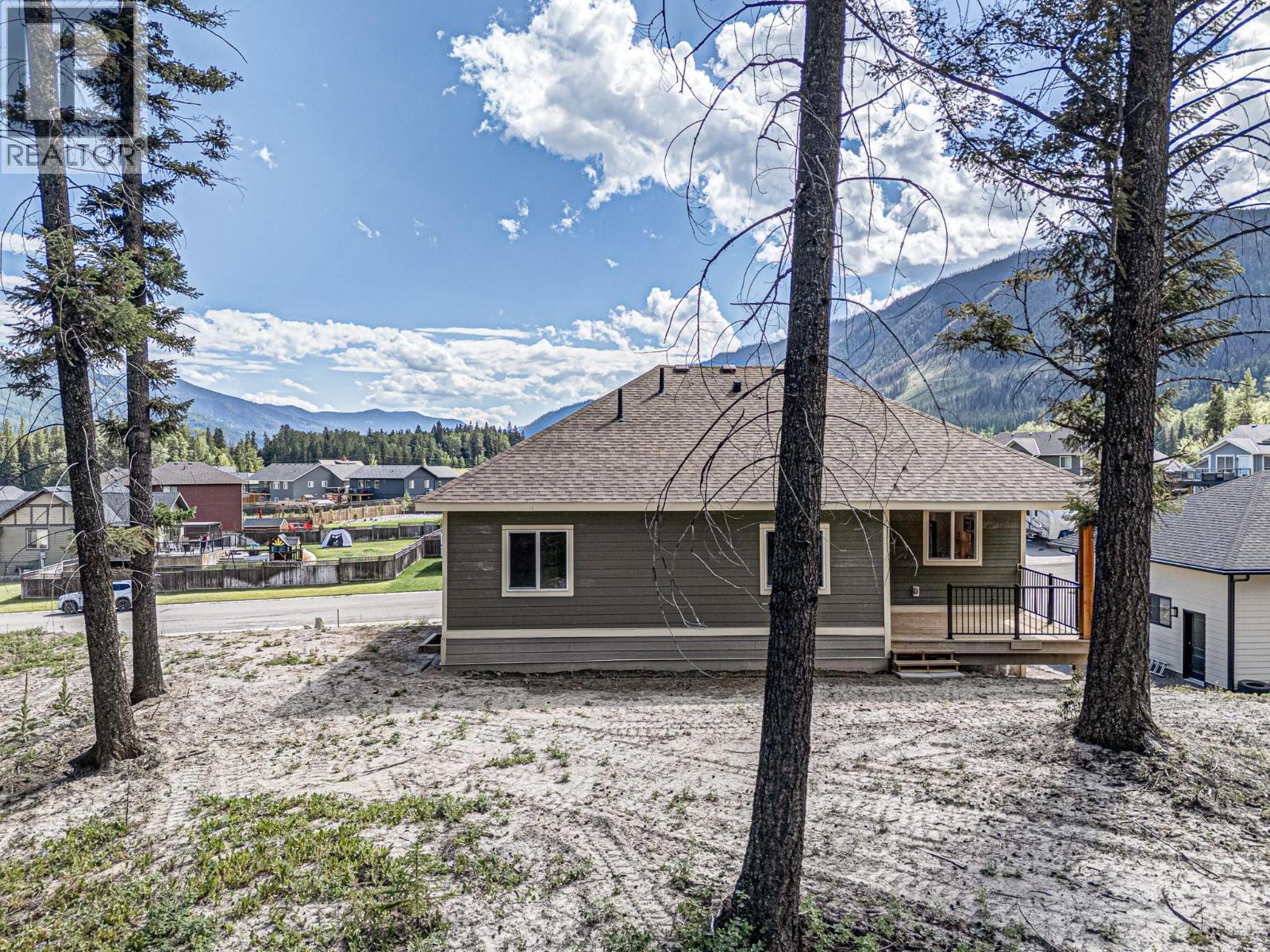 2258 Black Hawk Drive, Sparwood, British Columbia  V0B 2G2 - Photo 36 - 10377577