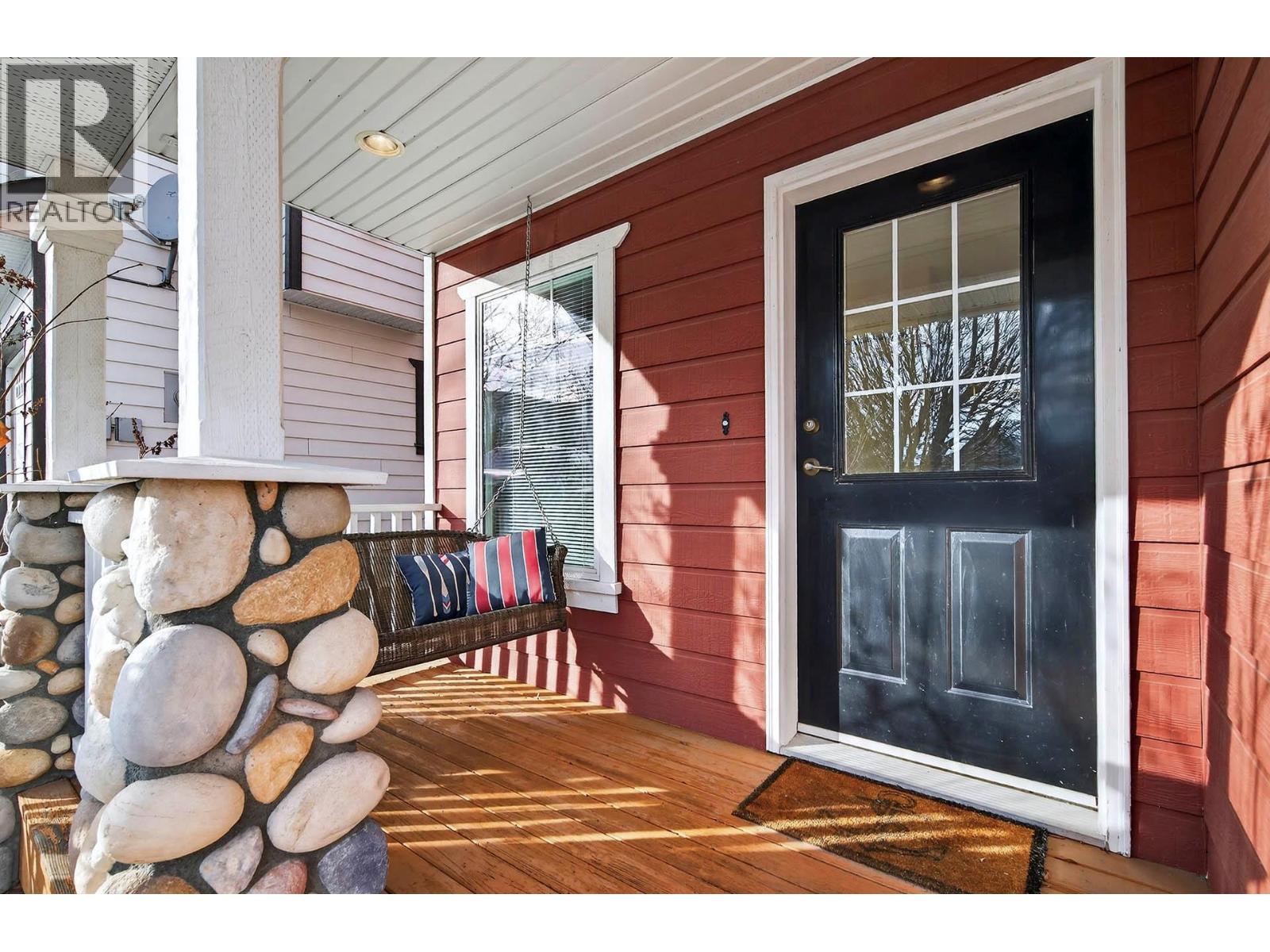 1206 Raven Drive, Kamloops, British Columbia  V2B 8P3 - Photo 3 - 10377617