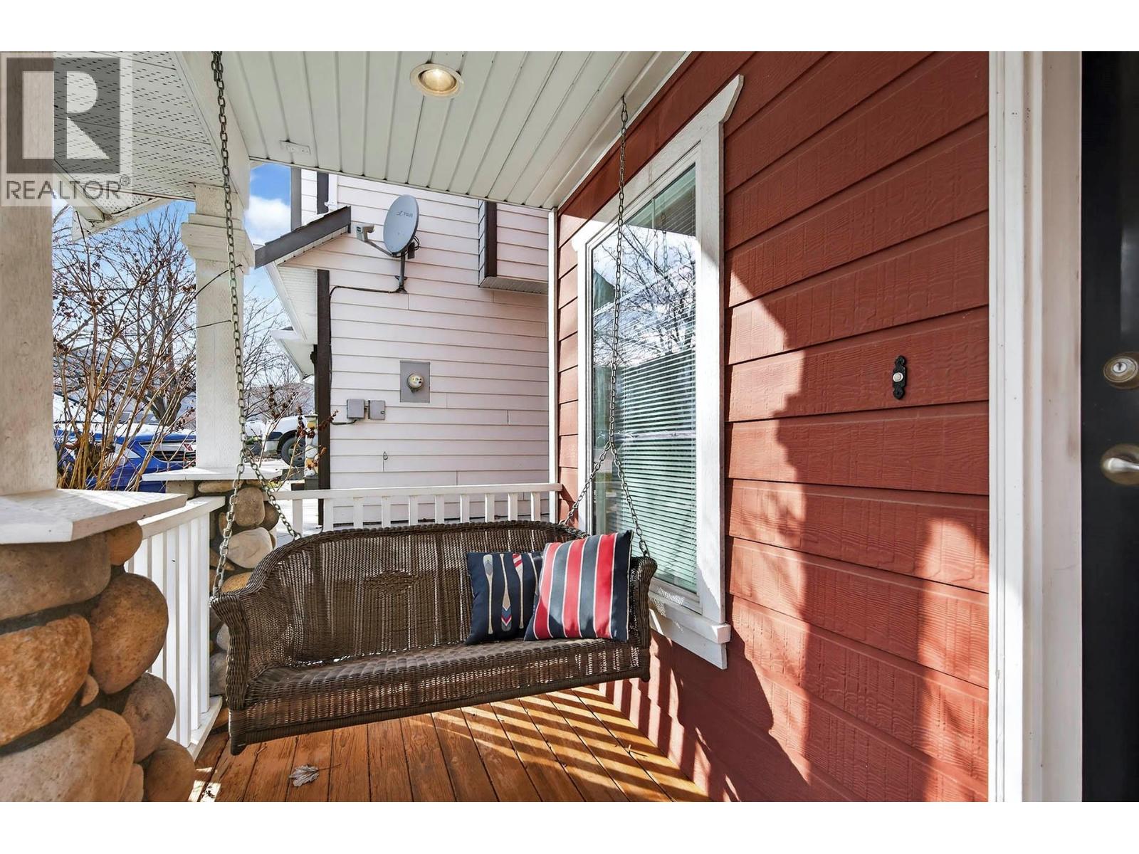 1206 Raven Drive, Kamloops, British Columbia  V2B 8P3 - Photo 4 - 10377617