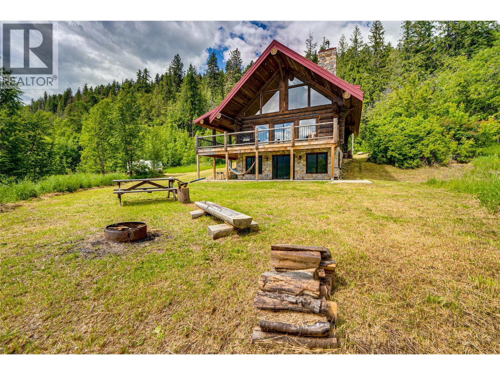 682 Lower Inonoaklin Road, Edgewood, British Columbia  V0G 1J0 - Photo 45 - 10377581