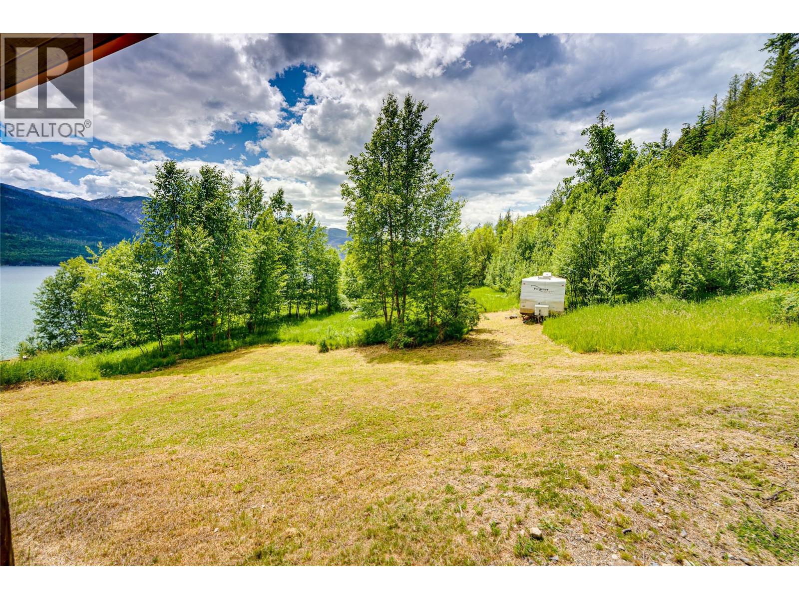 682 Lower Inonoaklin Road, Edgewood, British Columbia  V0G 1J0 - Photo 46 - 10377581