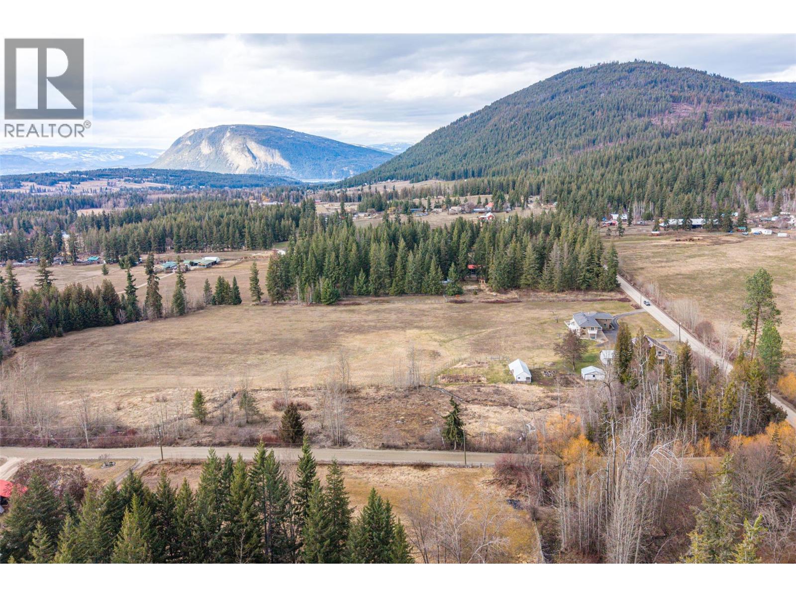 1851 70 Street Se, Salmon Arm, British Columbia  V1E 1X4 - Photo 16 - 10377361