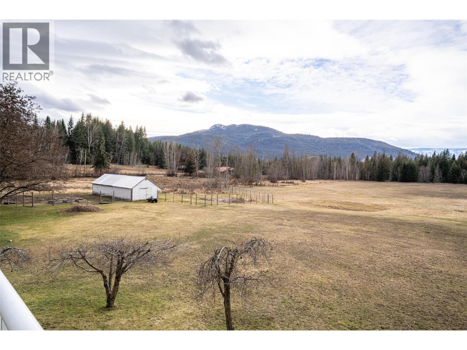 1851 70 Street Se, Salmon Arm, British Columbia  V1E 1X4 - Photo 19 - 10377361