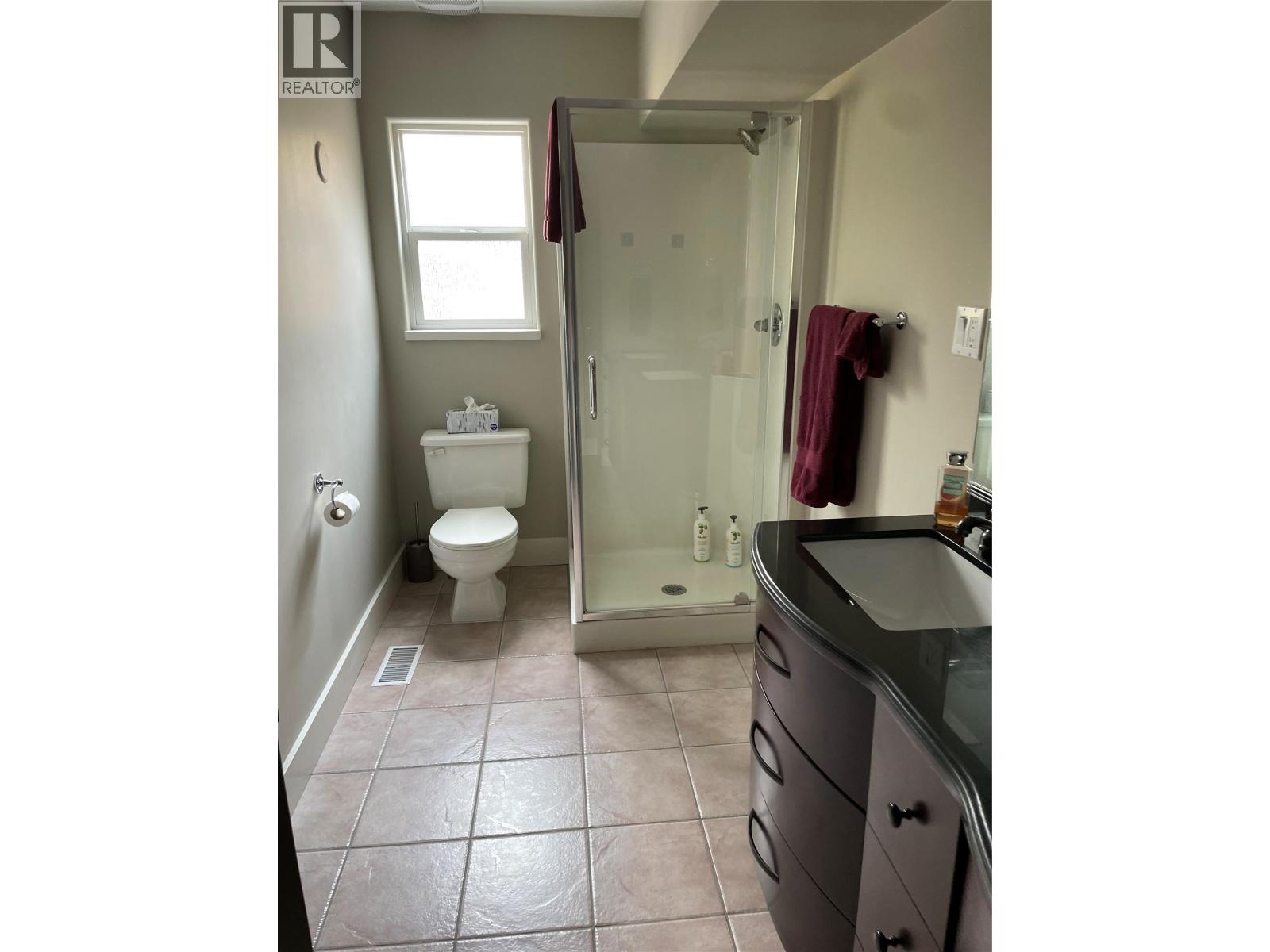 1851 70 Street Se, Salmon Arm, British Columbia  V1E 1X4 - Photo 40 - 10377361