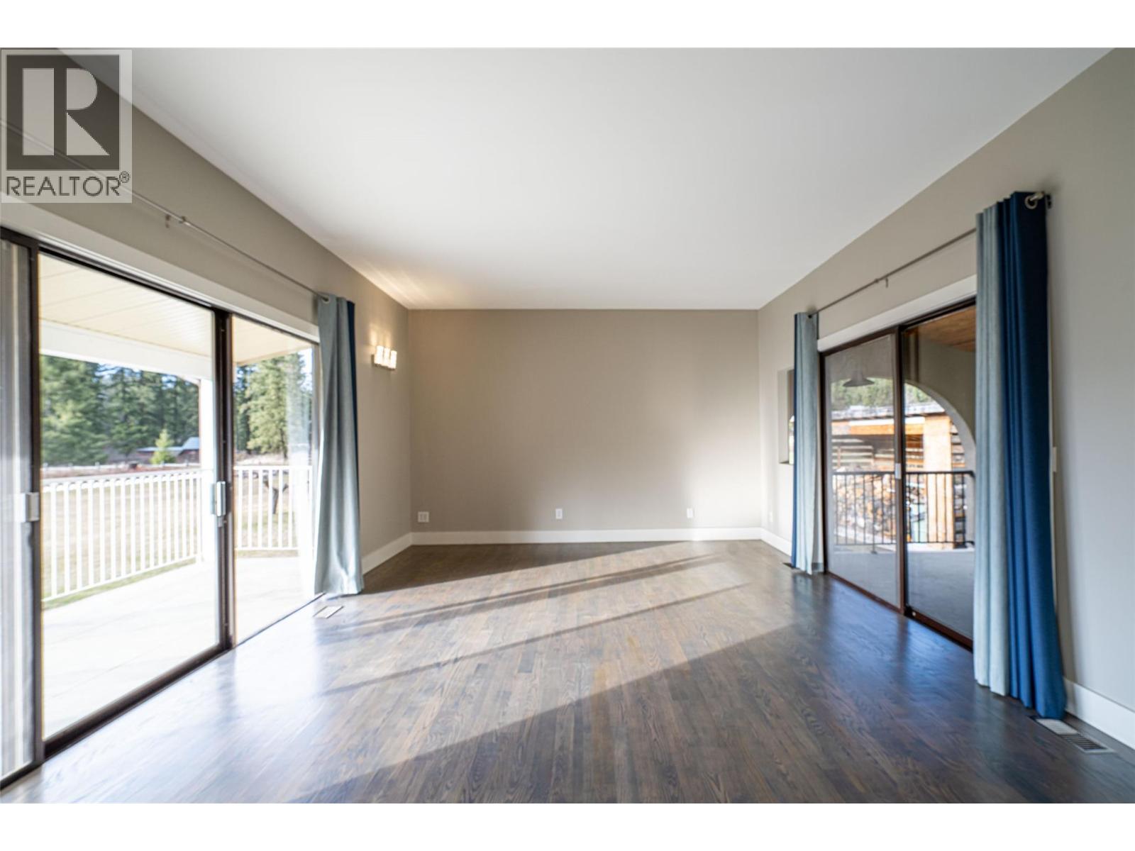 1851 70 Street Se, Salmon Arm, British Columbia  V1E 1X4 - Photo 42 - 10377361
