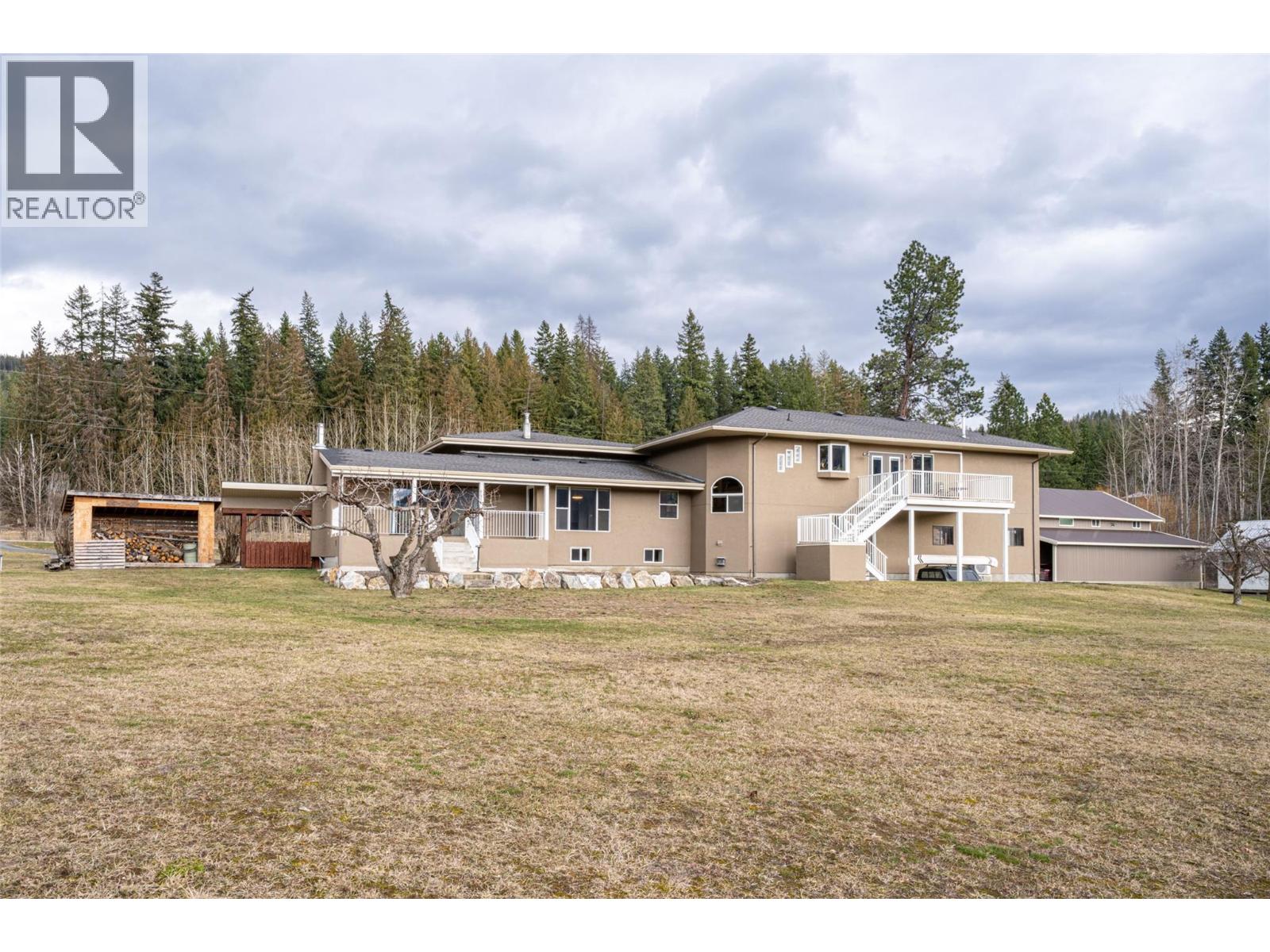 1851 70 Street Se, Salmon Arm, British Columbia  V1E 1X4 - Photo 5 - 10377361