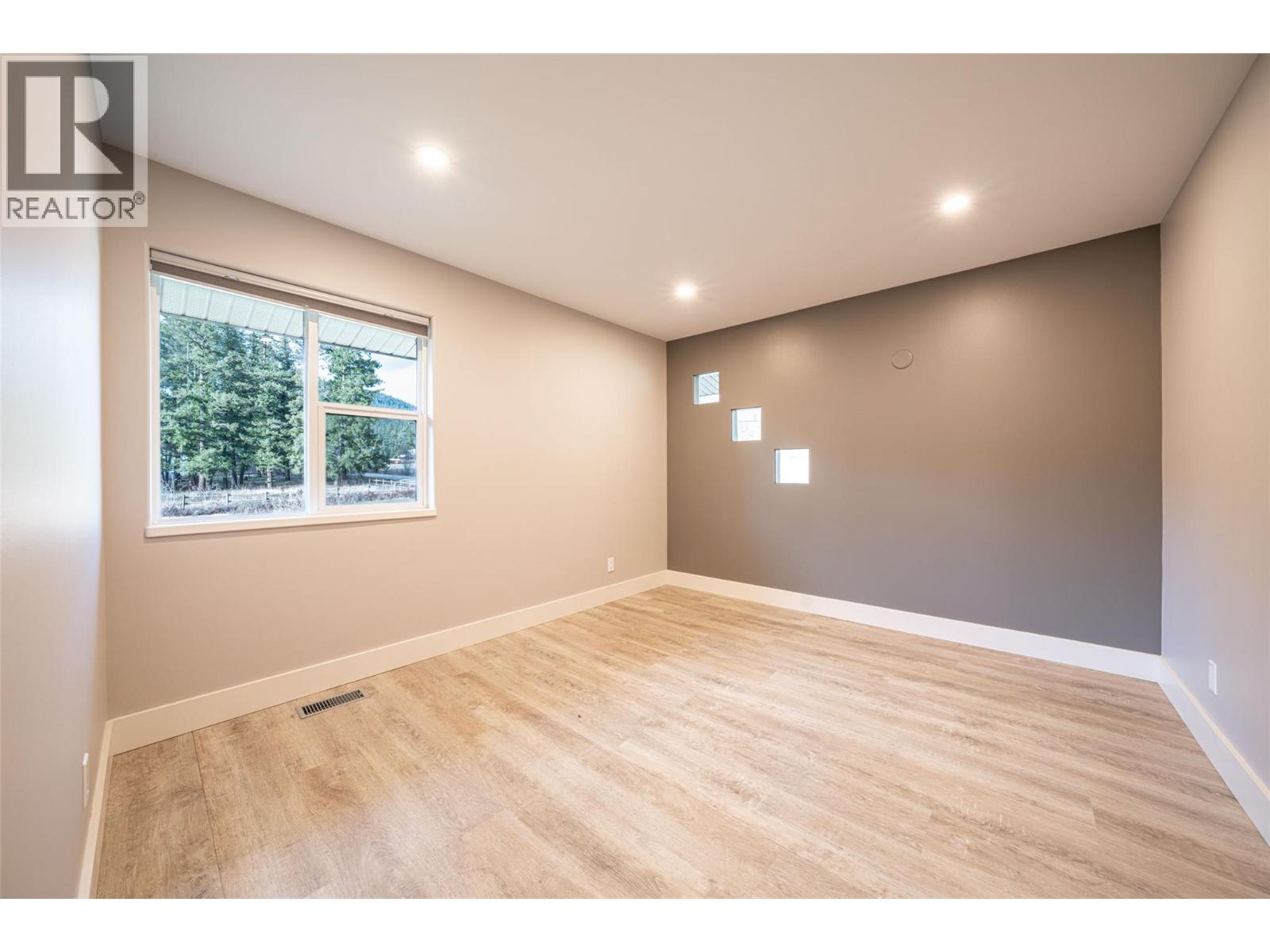 1851 70 Street Se, Salmon Arm, British Columbia  V1E 1X4 - Photo 54 - 10377361