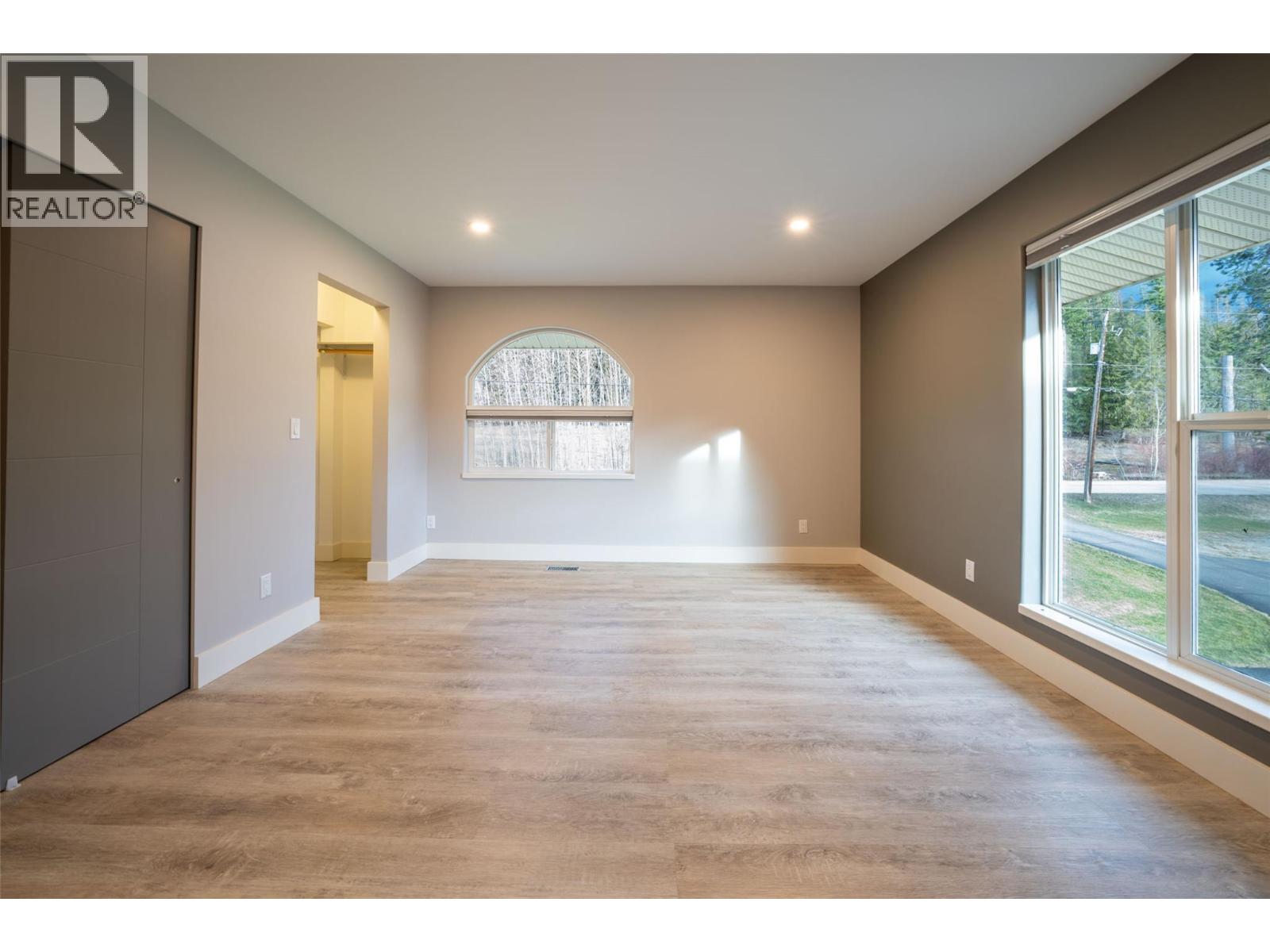1851 70 Street Se, Salmon Arm, British Columbia  V1E 1X4 - Photo 59 - 10377361