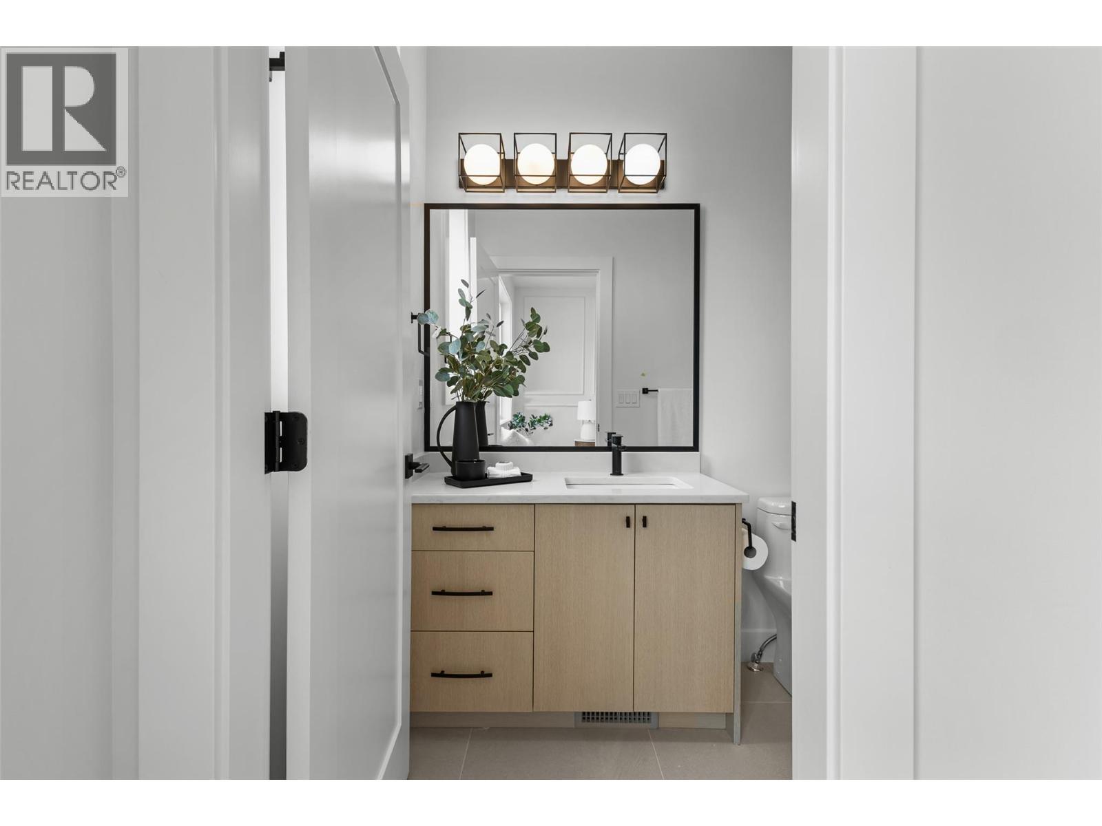 392 Chardonnay Avenue, Oliver, British Columbia  V0H 1T4 - Photo 45 - 10377569