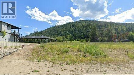 1150 19 Avenue Se, Salmon Arm, British Columbia  V1E 3P9 - Photo 2 - 10377540