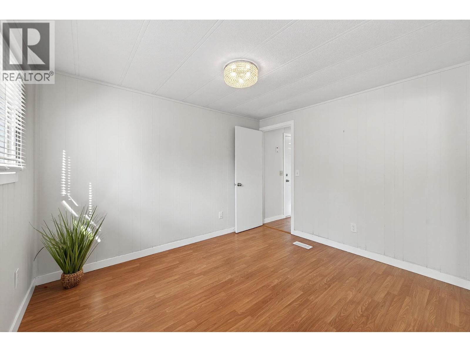 121 Ferry Road Unit# 12, Clearwater, British Columbia  V0E 1N2 - Photo 4 - 10377739