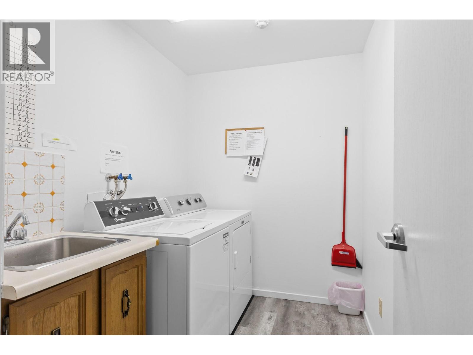 555 Rowcliffe Avenue Unit# 406, Kelowna, British Columbia  V1Y 5Y8 - Photo 25 - 10377646