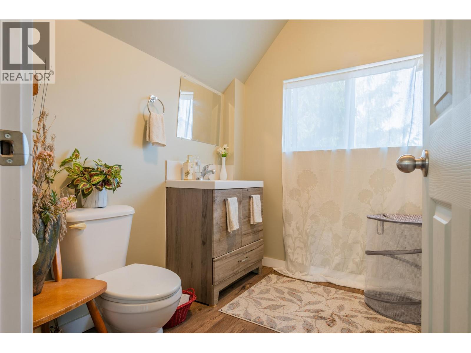 3553 Sprague Street, Ainsworth, British Columbia  V0G 1A0 - Photo 32 - 10377564