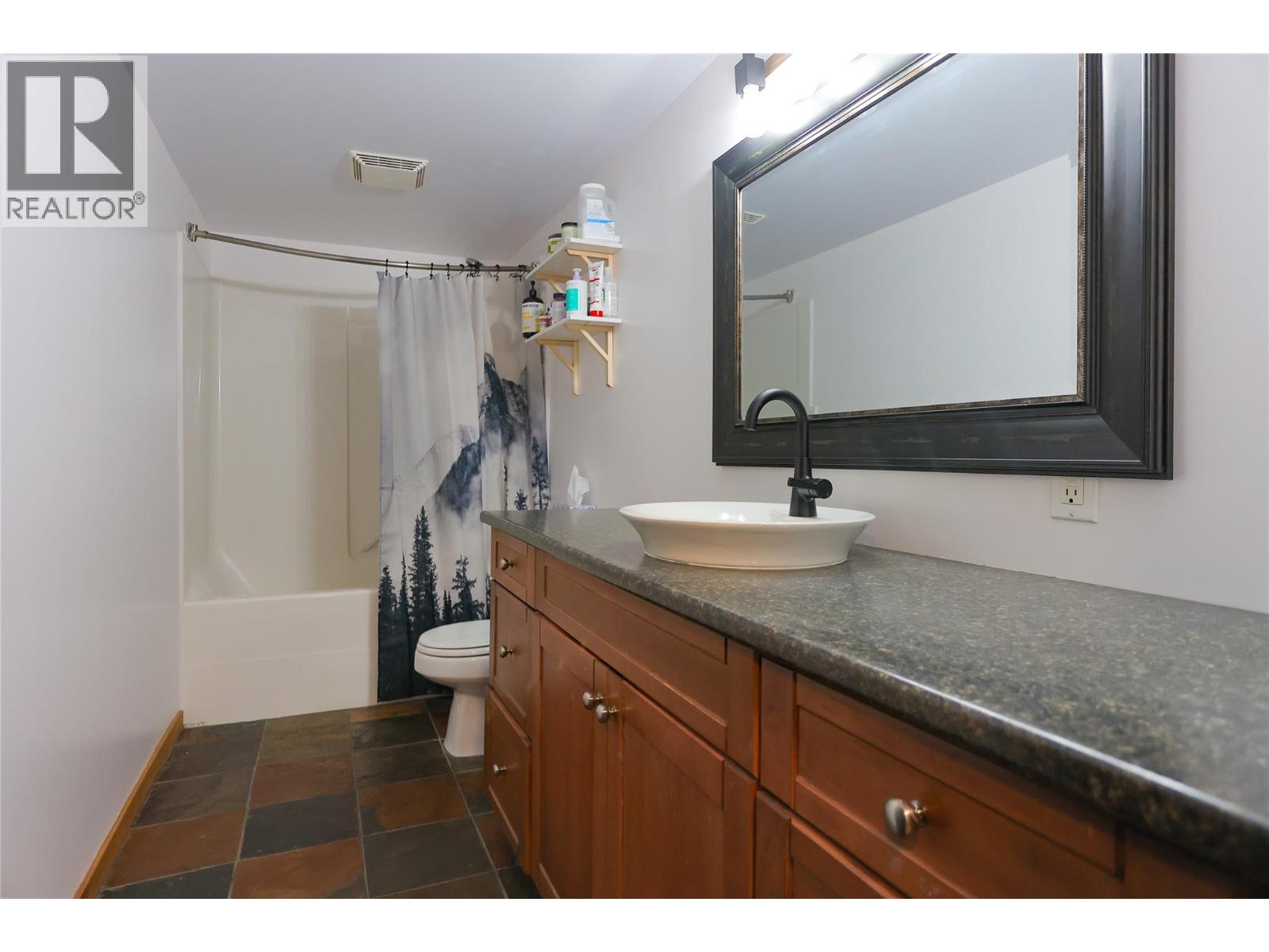 1901 Choquette Avenue Unit# 101, Nelson, British Columbia  V1L 7B8 - Photo 22 - 10377228