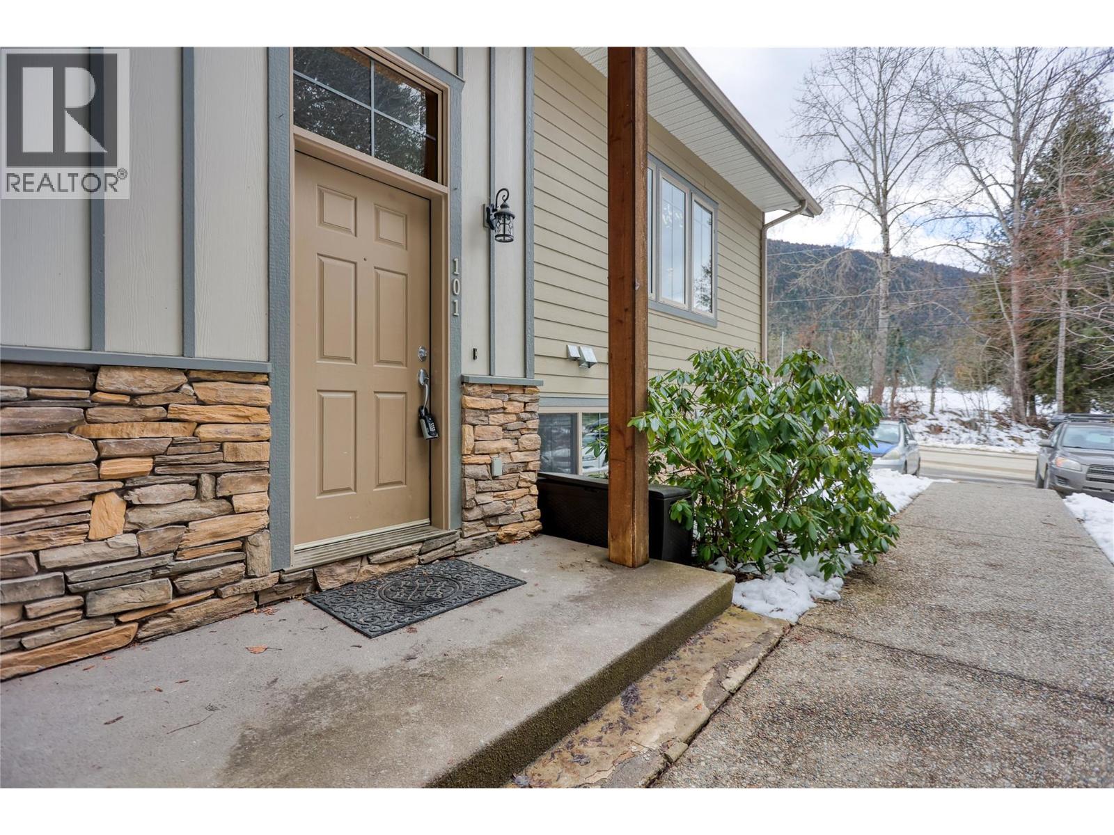 1901 Choquette Avenue Unit# 101, Nelson, British Columbia  V1L 7B8 - Photo 33 - 10377228