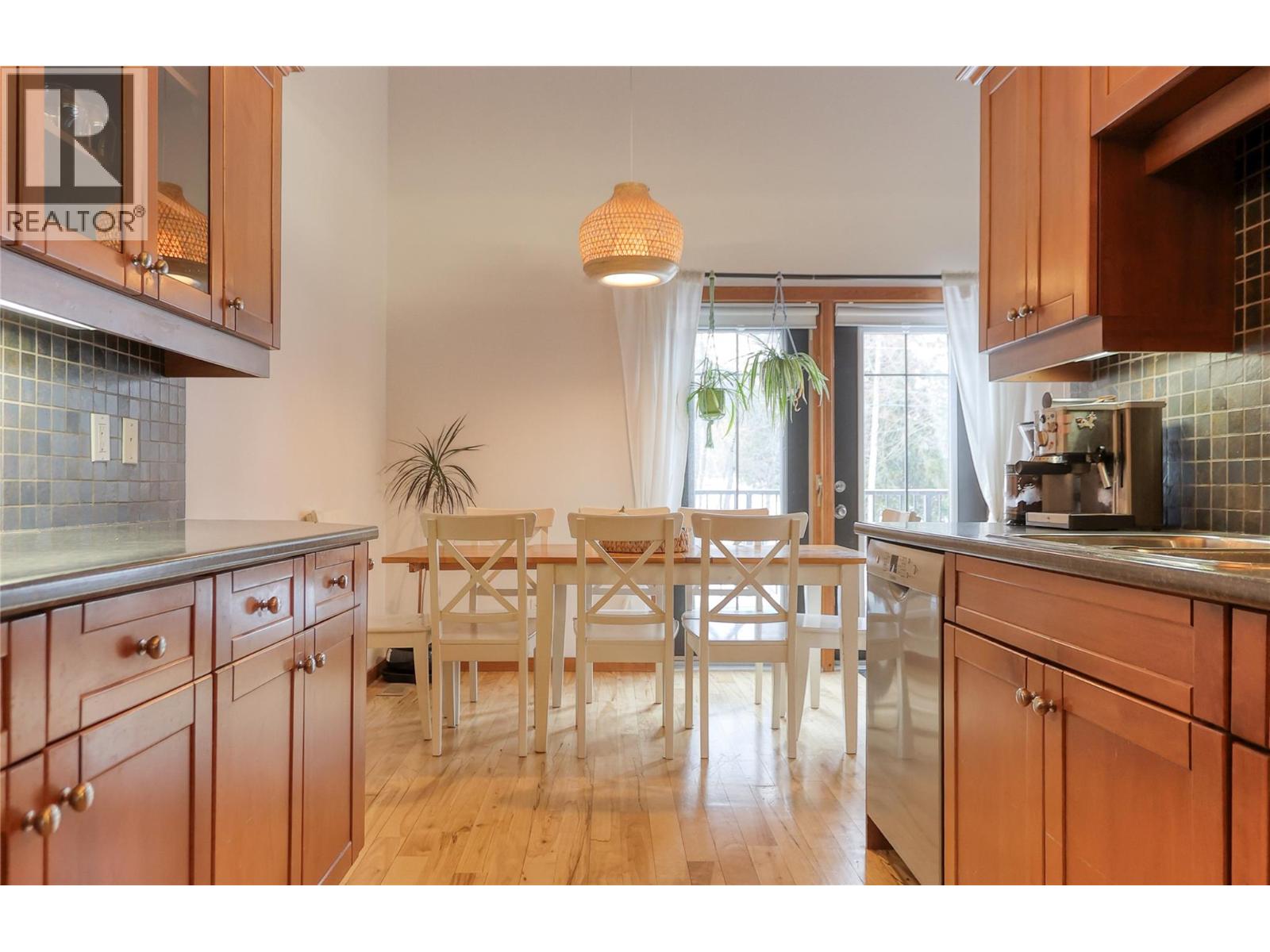 1901 Choquette Avenue Unit# 101, Nelson, British Columbia  V1L 7B8 - Photo 4 - 10377228