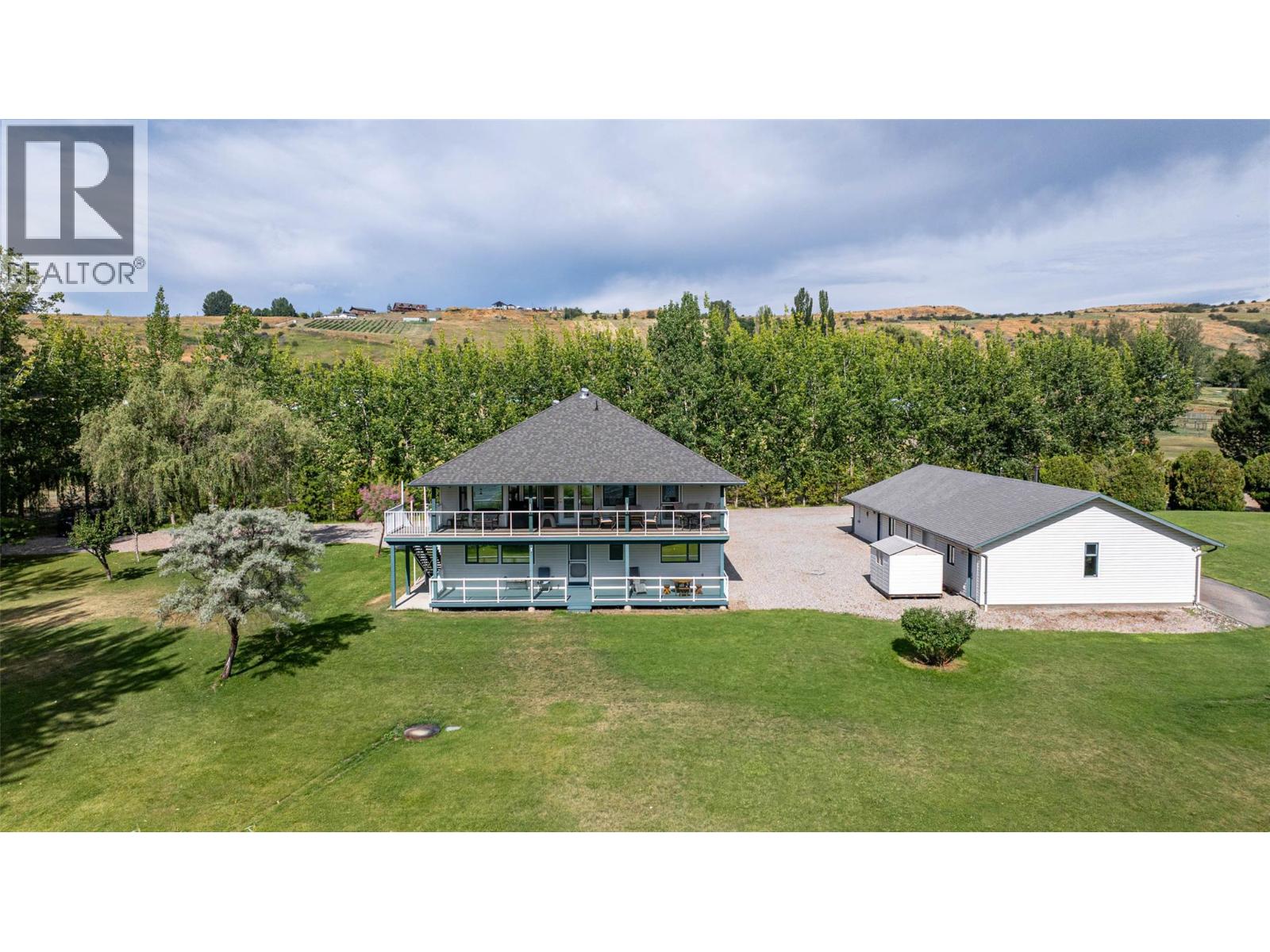7821 Old Kamloops Road, Vernon, British Columbia  V1H 1W8 - Photo 2 - 10377723