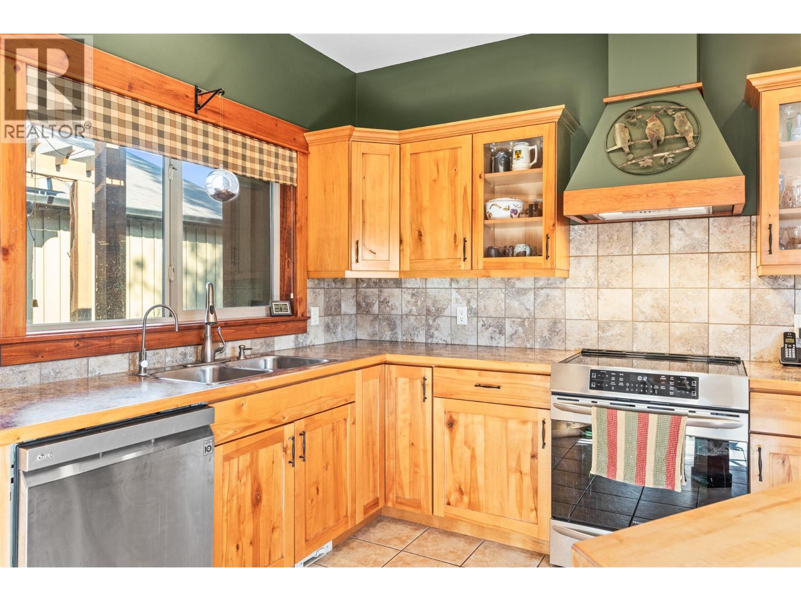 6900 Manning Place Unit# 3, Vernon, British Columbia  V1B 2Y5 - Photo 10 - 10377676