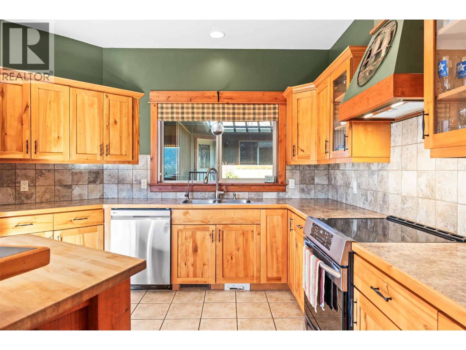 6900 Manning Place Unit# 3, Vernon, British Columbia  V1B 2Y5 - Photo 11 - 10377676