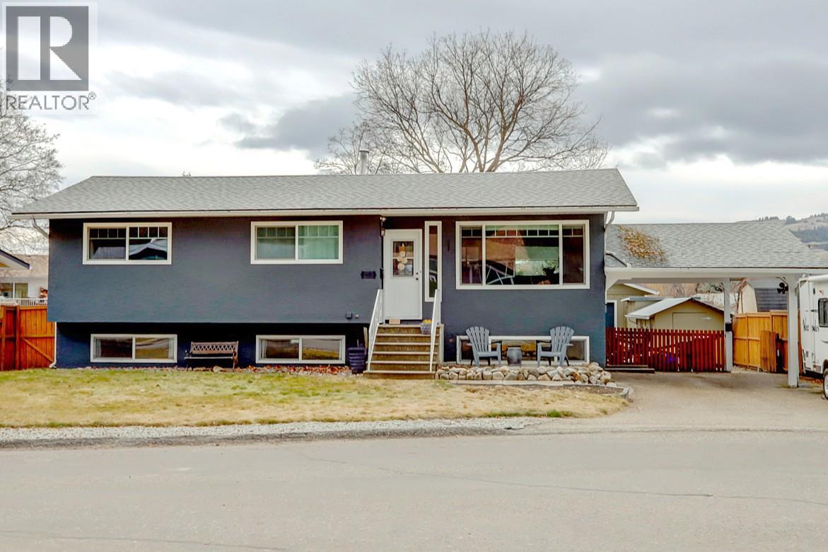 4504 16 Street, Vernon, British Columbia  V1T 3Y3 - Photo 1 - 10377363