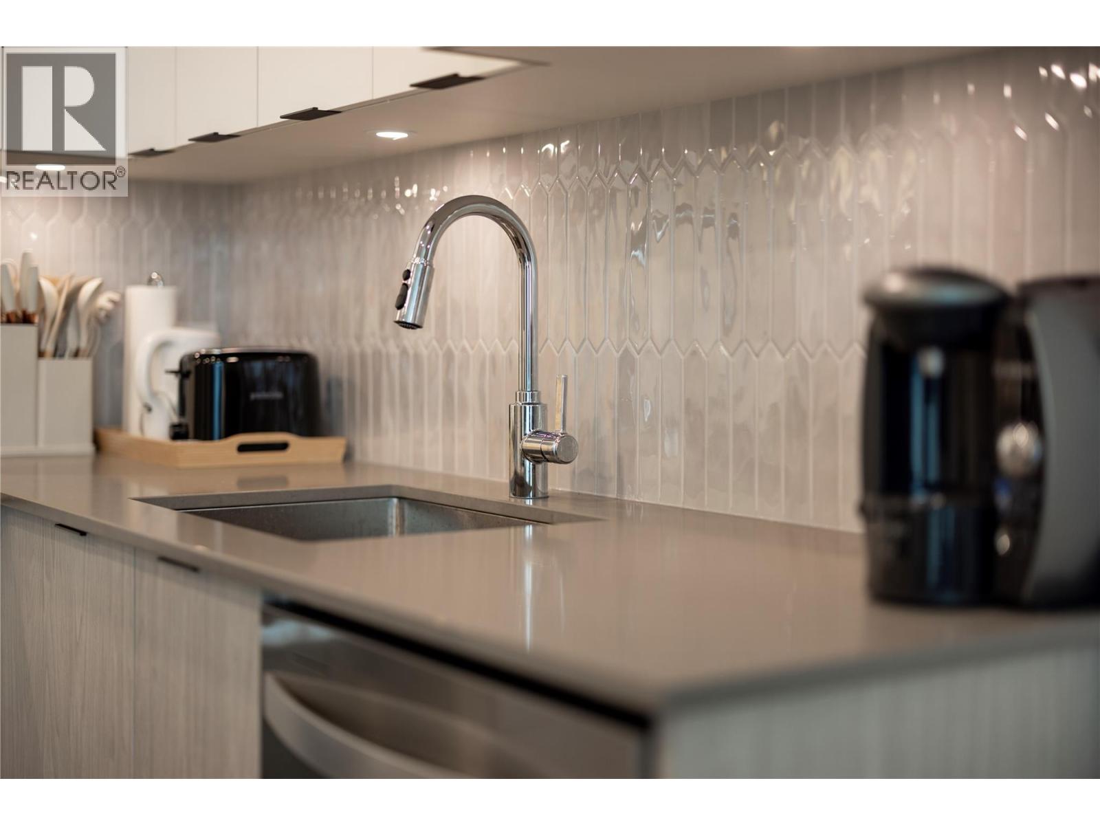 1488 Bertram Street Unit# 2503, Kelowna, British Columbia  V1Y 0M6 - Photo 4 - 10377027