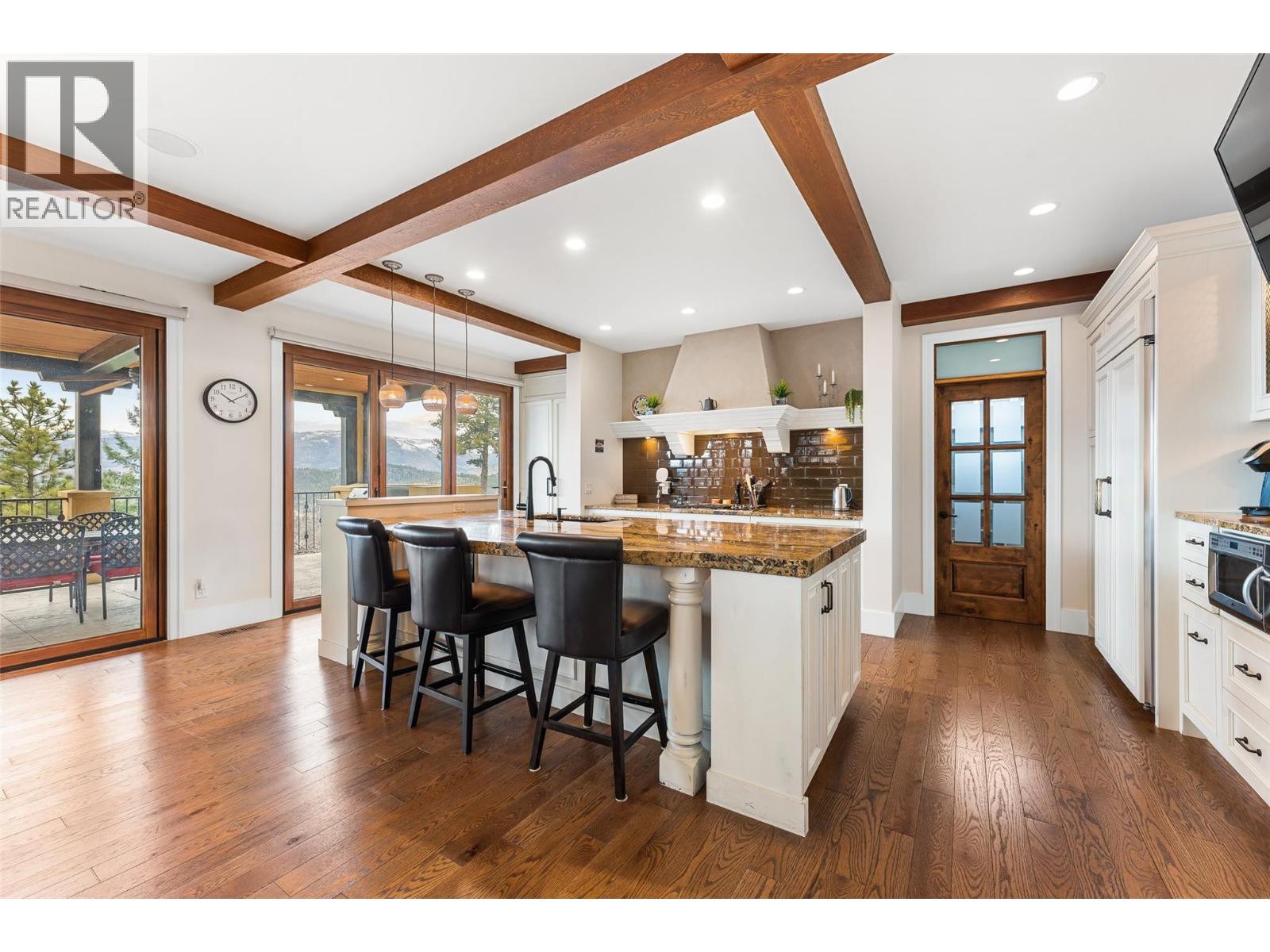 2457 Selkirk Drive, Kelowna, British Columbia  V1V 2R7 - Photo 16 - 10376813