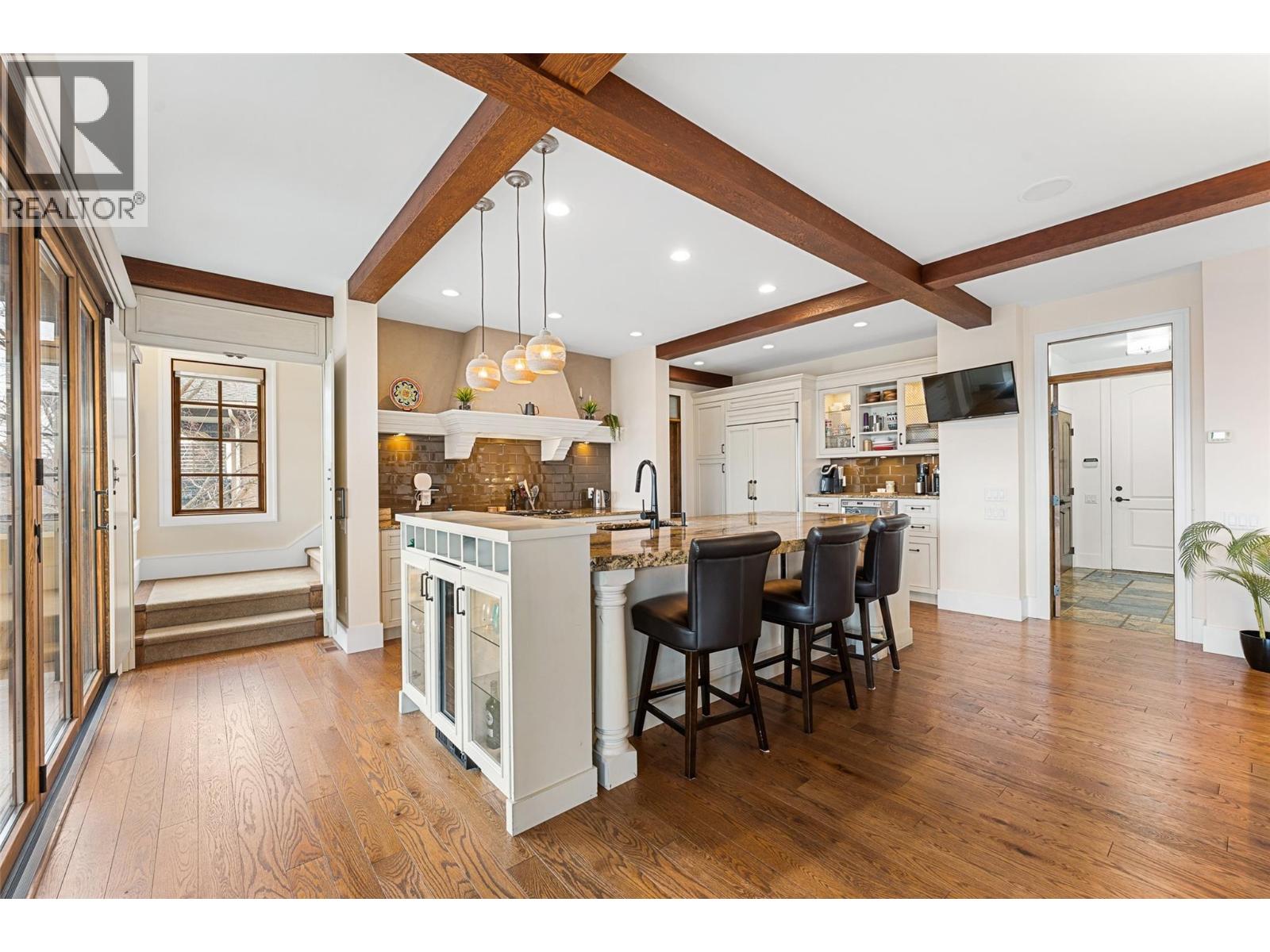 2457 Selkirk Drive, Kelowna, British Columbia  V1V 2R7 - Photo 17 - 10376813