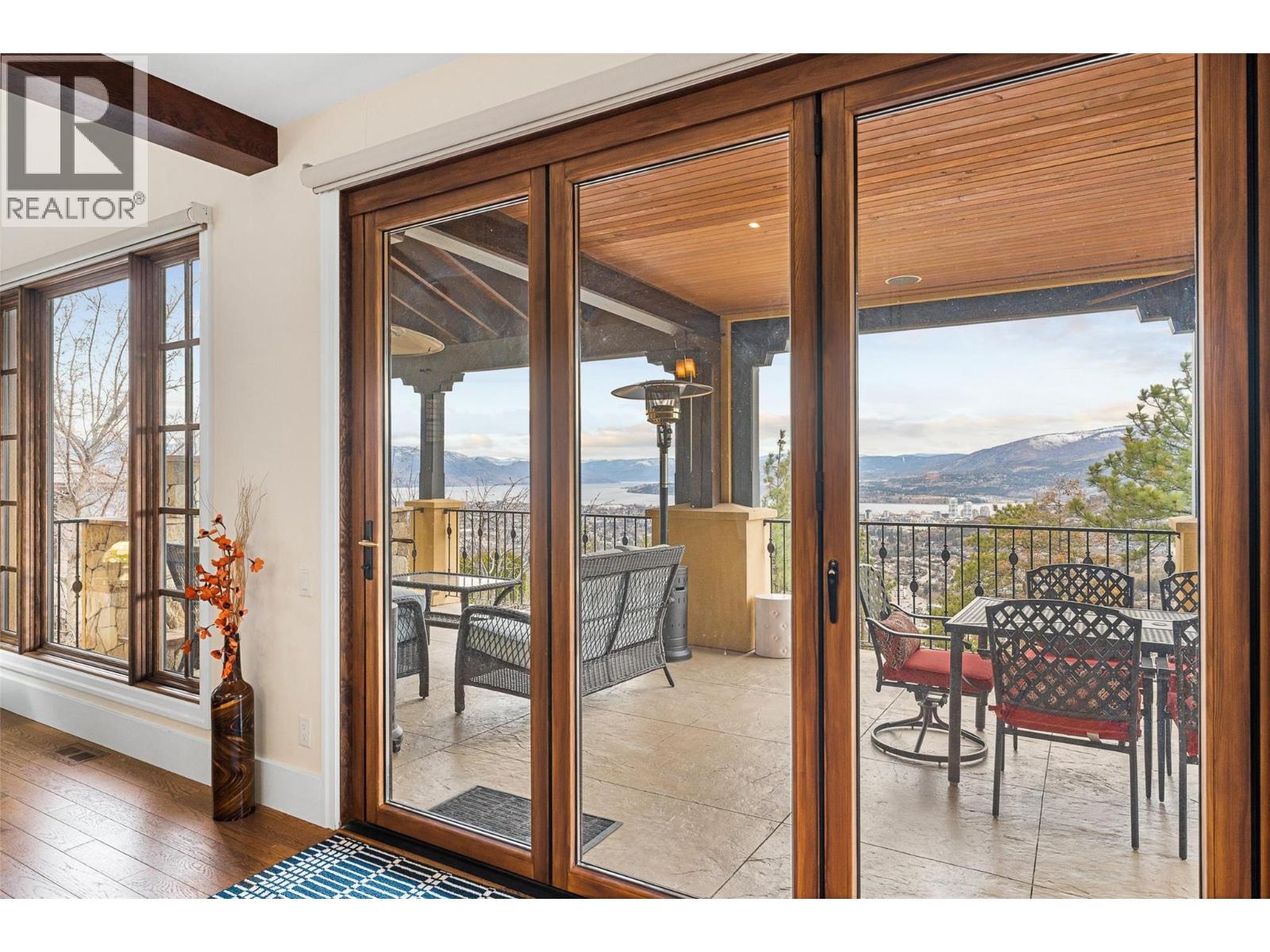 2457 Selkirk Drive, Kelowna, British Columbia  V1V 2R7 - Photo 25 - 10376813