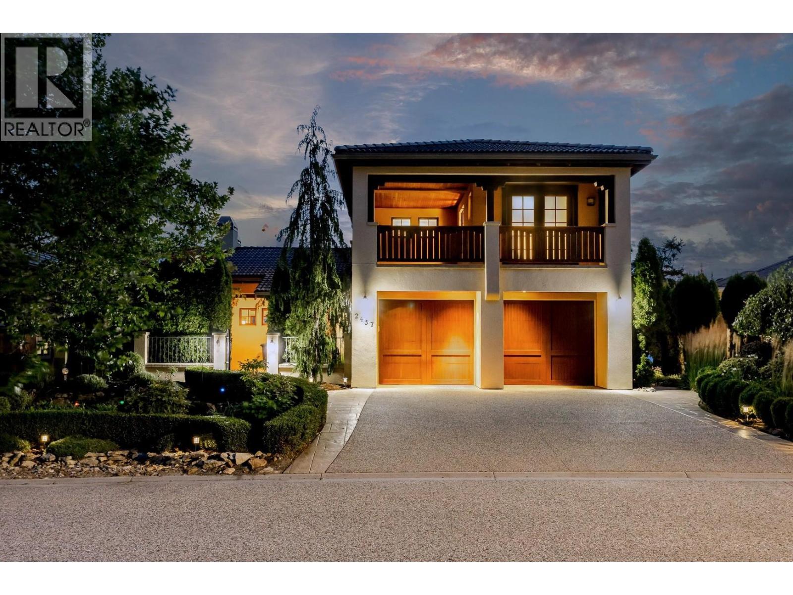 2457 Selkirk Drive, Kelowna, British Columbia  V1V 2R7 - Photo 3 - 10376813