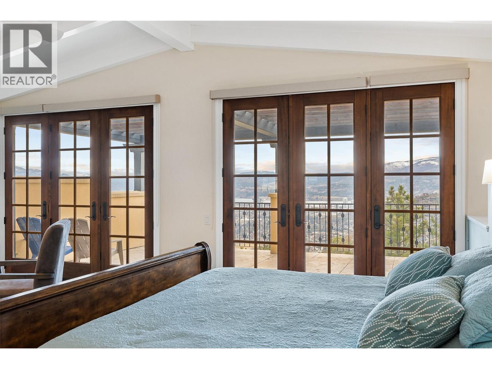 2457 Selkirk Drive, Kelowna, British Columbia  V1V 2R7 - Photo 30 - 10376813