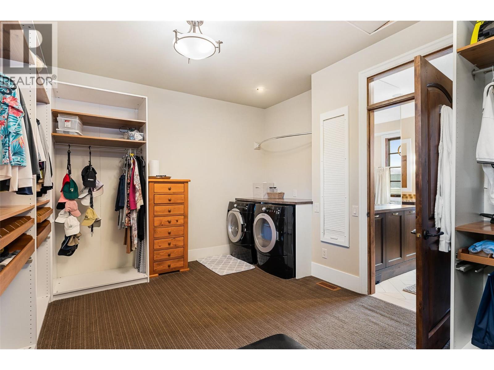 2457 Selkirk Drive, Kelowna, British Columbia  V1V 2R7 - Photo 35 - 10376813