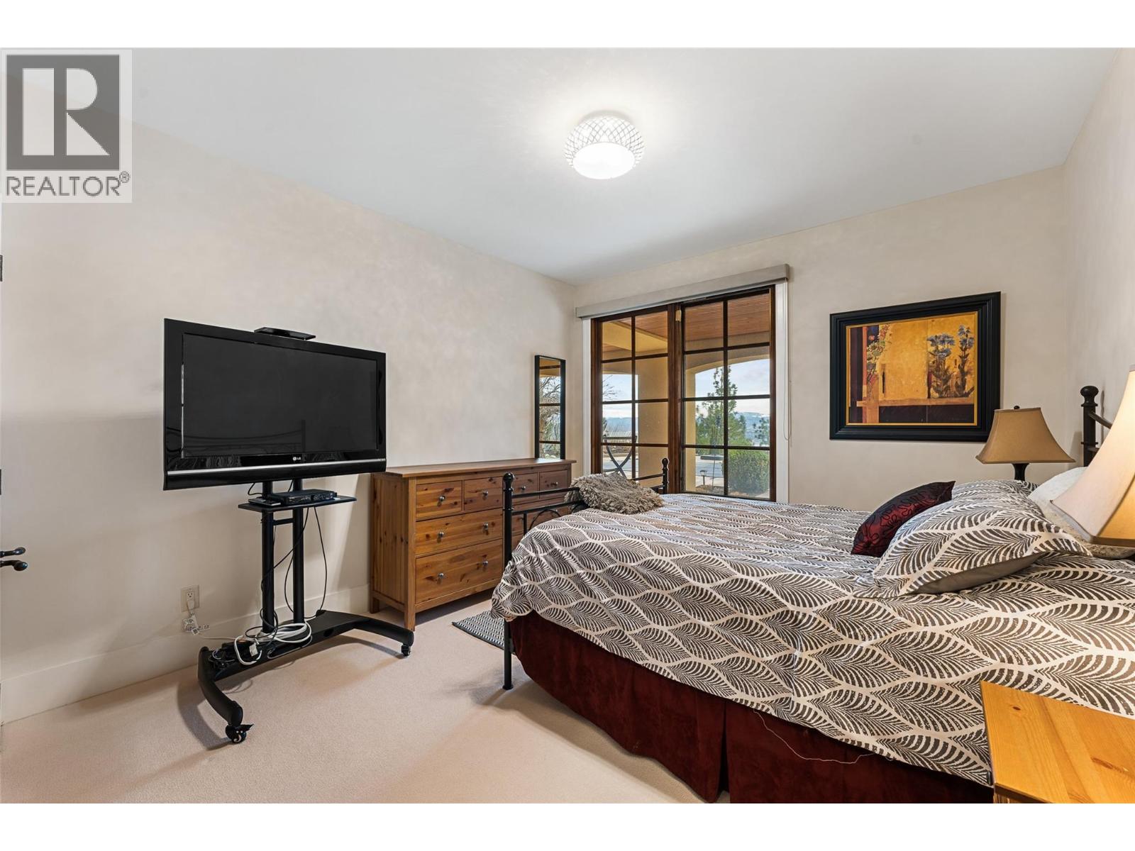 2457 Selkirk Drive, Kelowna, British Columbia  V1V 2R7 - Photo 40 - 10376813