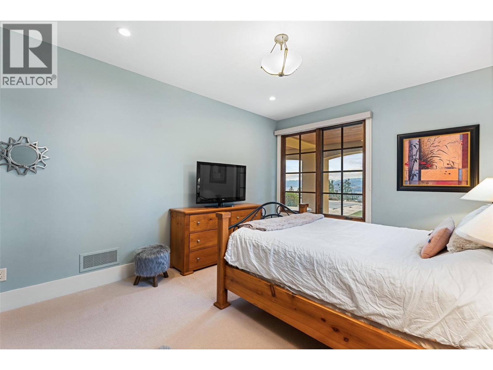 2457 Selkirk Drive, Kelowna, British Columbia  V1V 2R7 - Photo 42 - 10376813