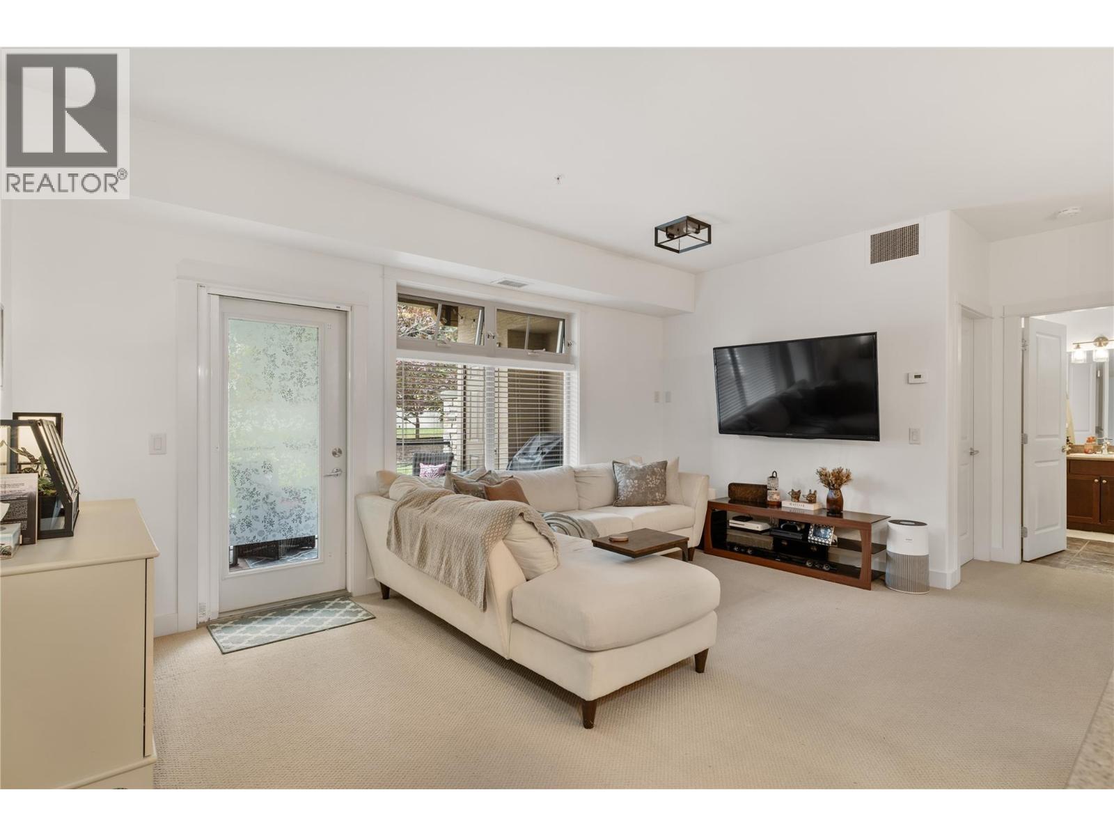 2611 Stillwater Way Unit# 114, Lake Country, British Columbia  V4V 2R3 - Photo 4 - 10377650