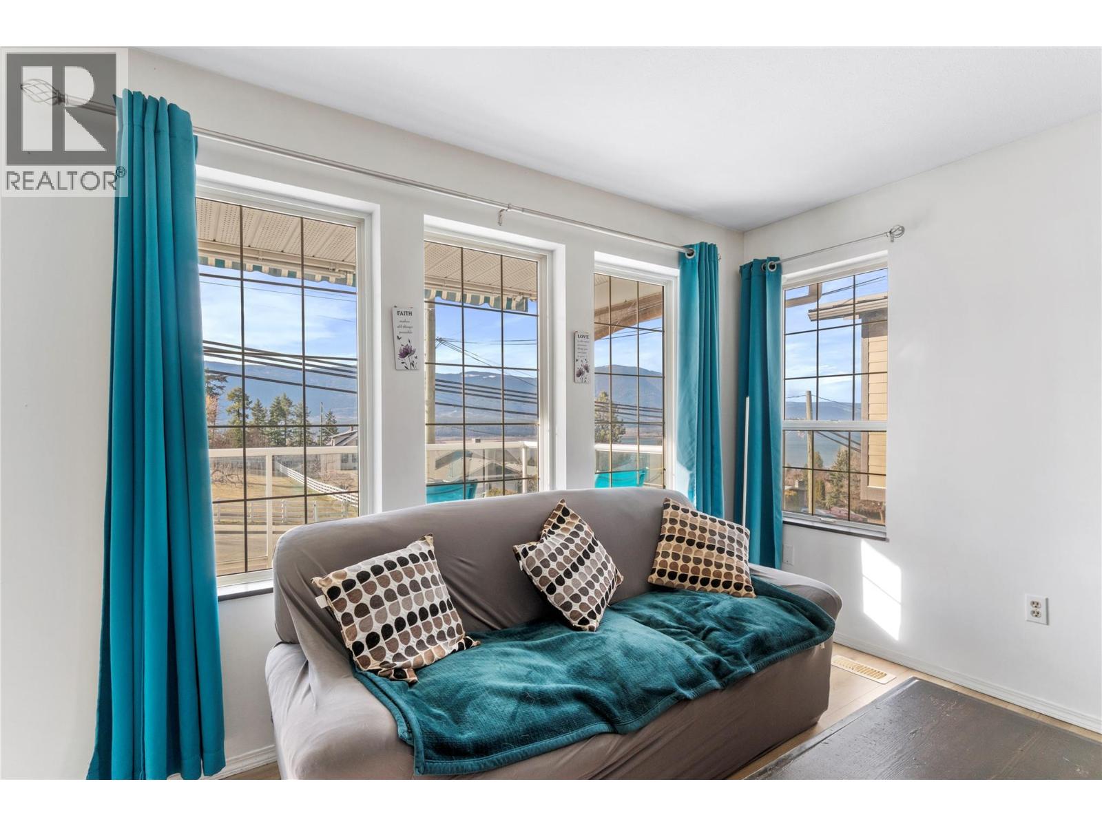 430 20 Street Se, Salmon Arm, British Columbia  V1E 1J4 - Photo 17 - 10376552