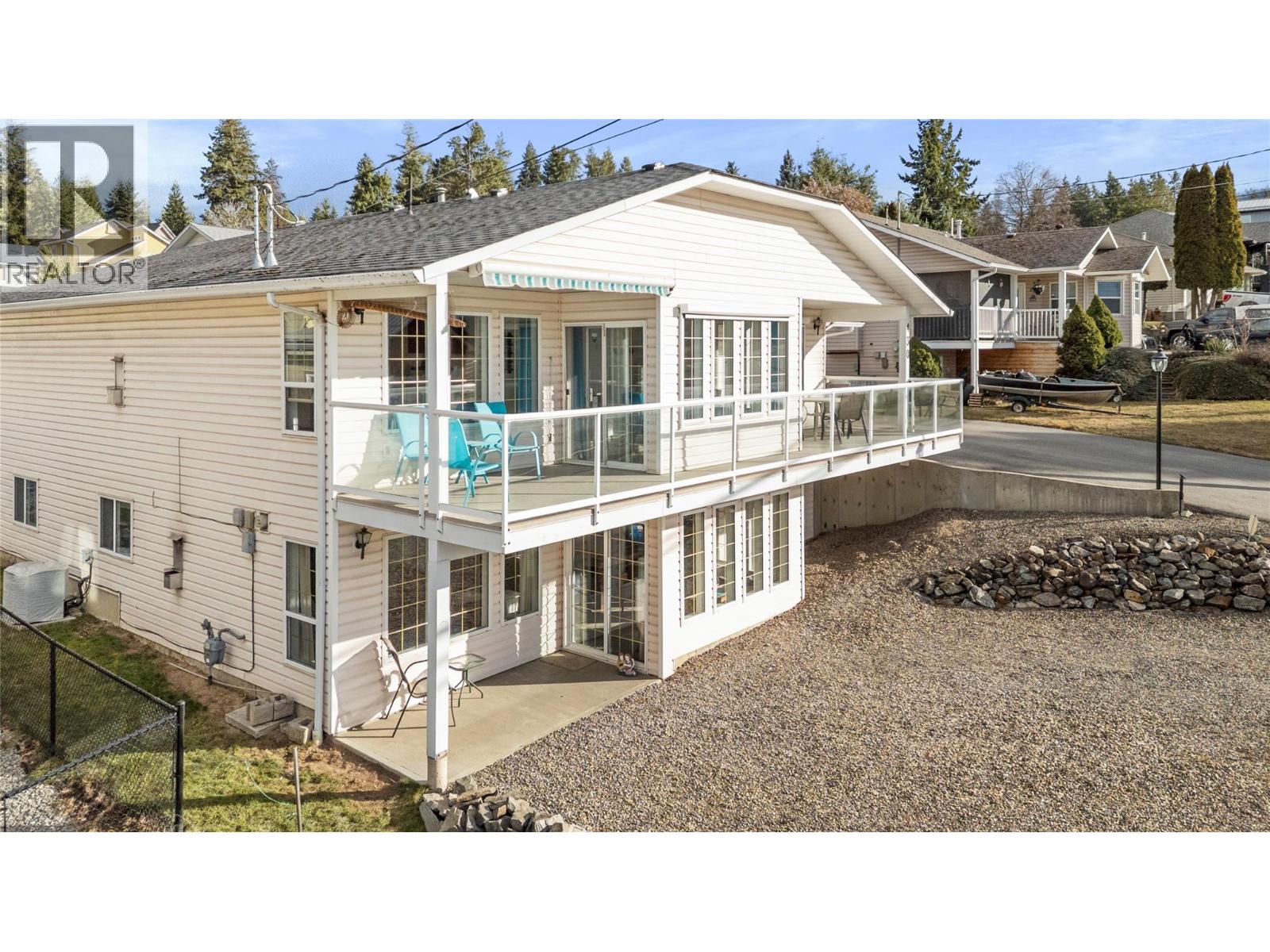 430 20 Street Se, Salmon Arm, British Columbia  V1E 1J4 - Photo 6 - 10376552