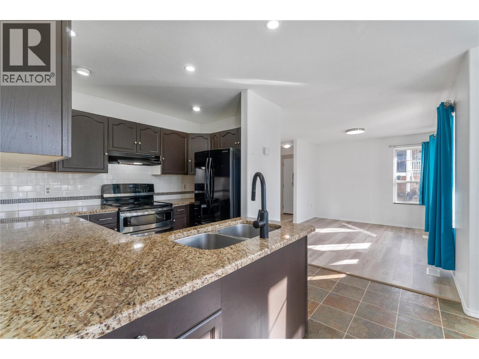 430 20 Street Se, Salmon Arm, British Columbia  V1E 1J4 - Photo 9 - 10376552