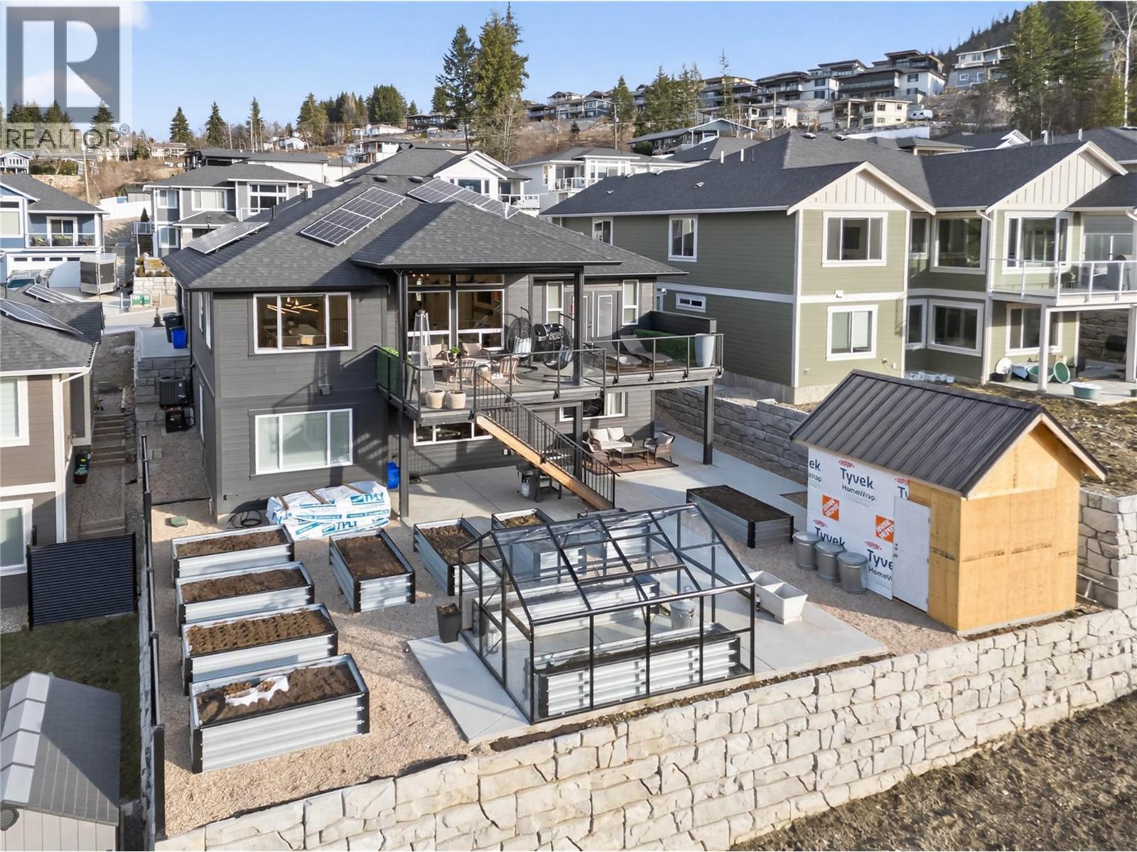 1621 9 Street Se, Salmon Arm, British Columbia  V1E 0G9 - Photo 3 - 10377706