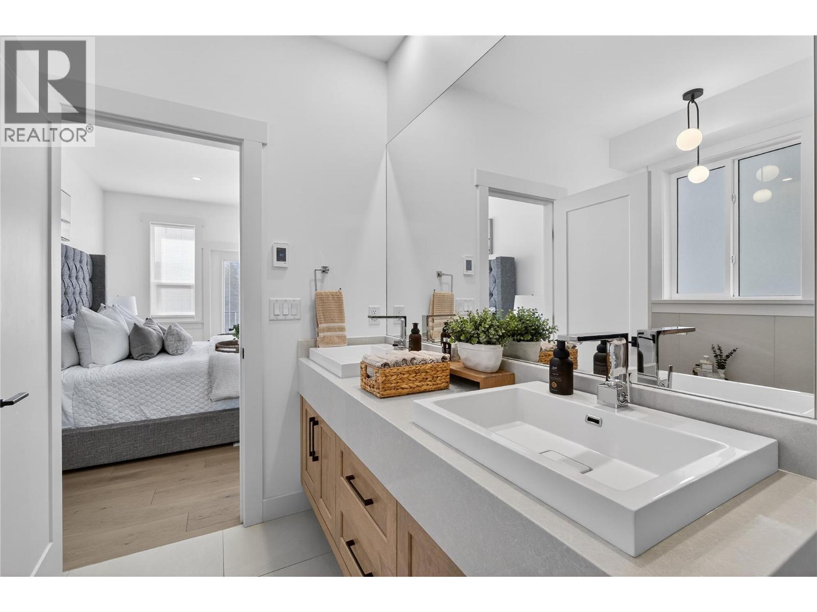 1621 9 Street Se, Salmon Arm, British Columbia  V1E 0G9 - Photo 34 - 10377706