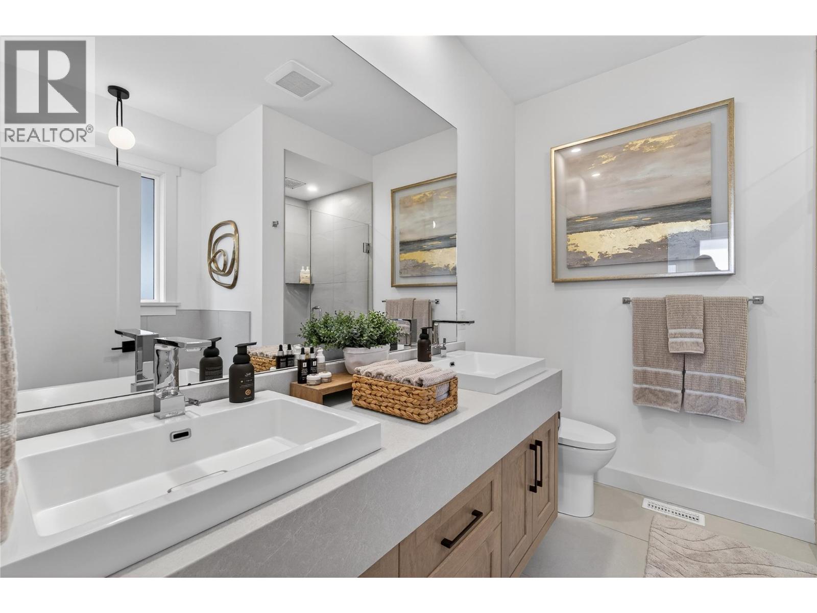 1621 9 Street Se, Salmon Arm, British Columbia  V1E 0G9 - Photo 45 - 10377706