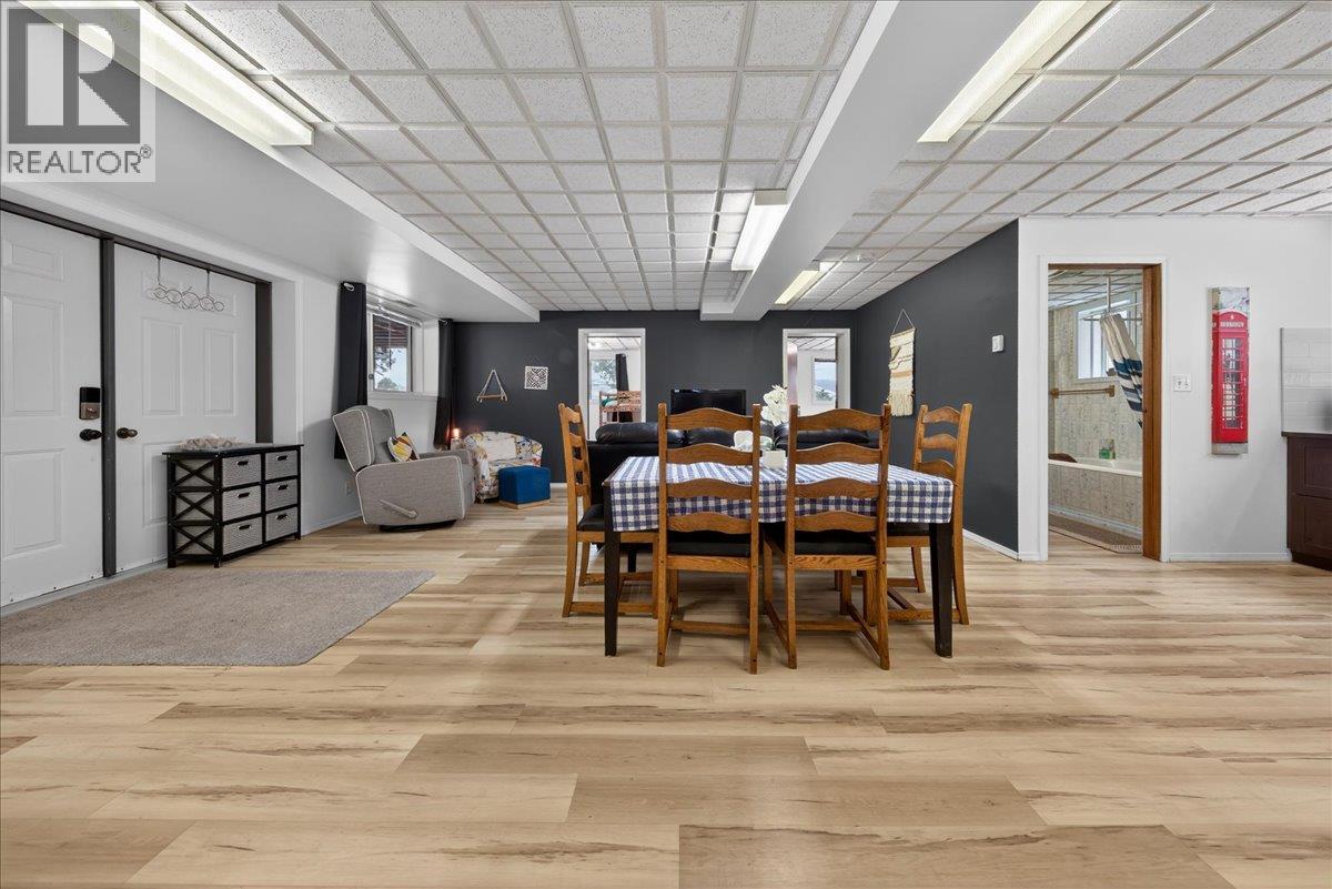 5024 Hot Springs Road, Fairmont Hot Springs, British Columbia  V0B 1L1 - Photo 18 - 10377068