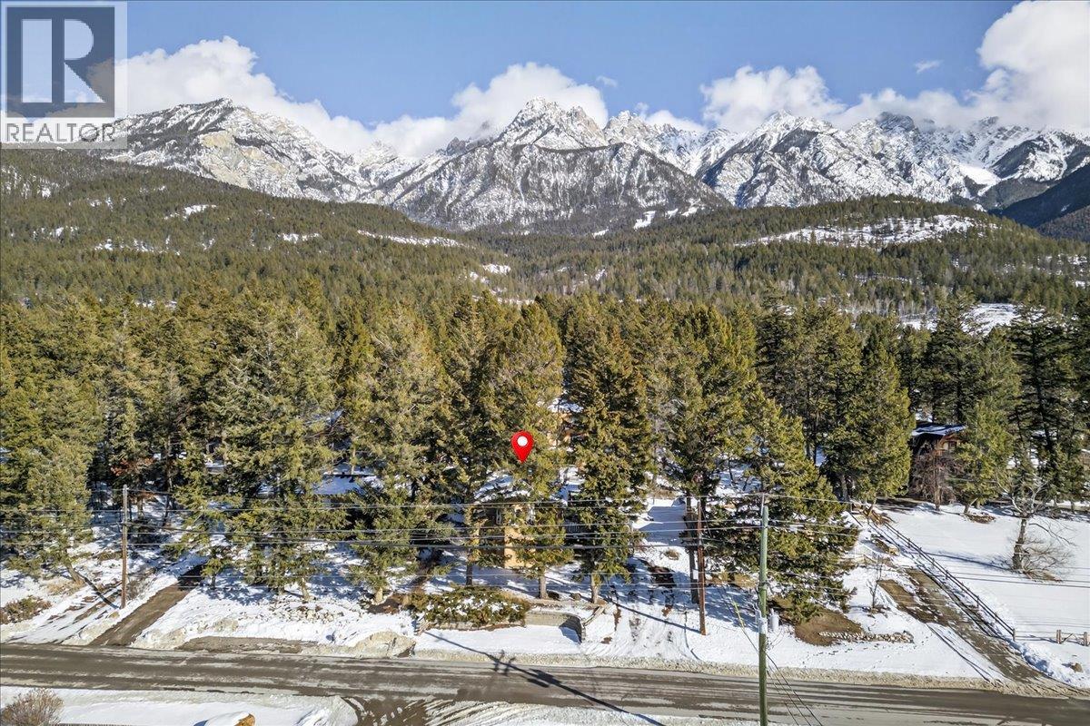 5024 Hot Springs Road, Fairmont Hot Springs, British Columbia  V0B 1L1 - Photo 44 - 10377068