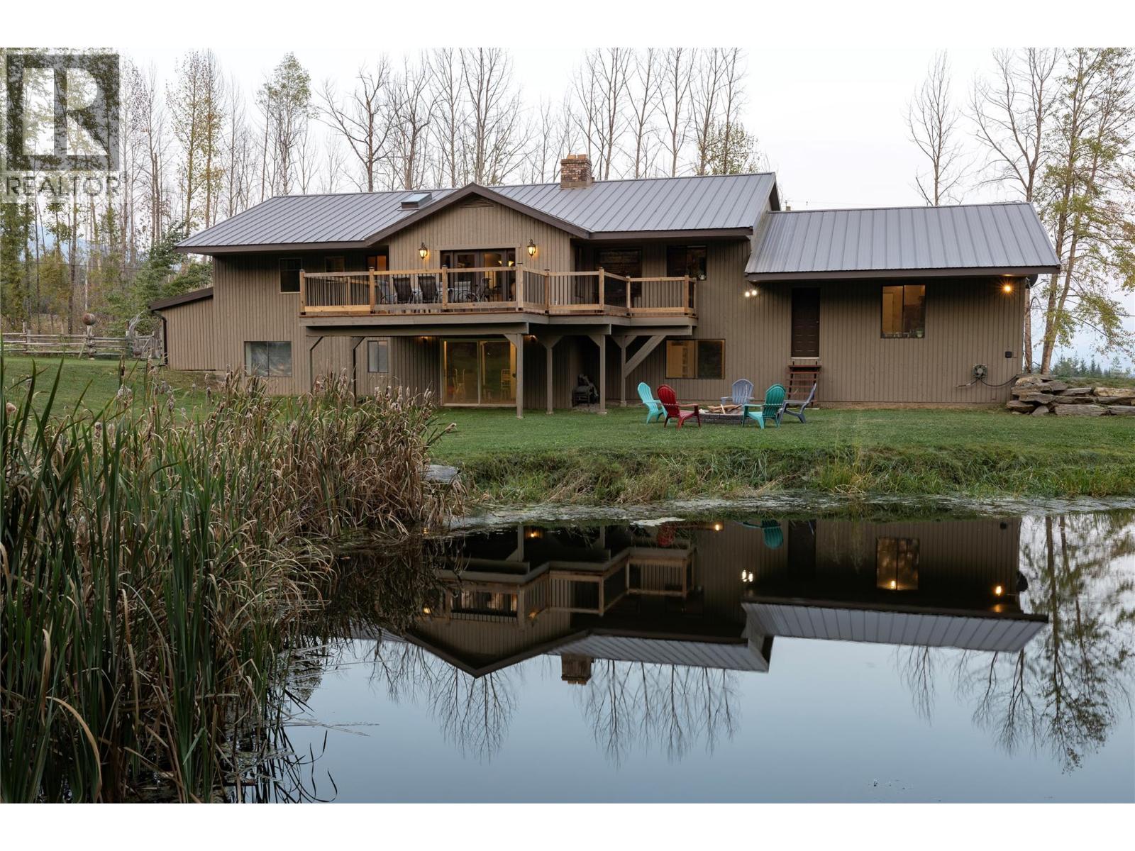 2523 Evans Road, Celista, British Columbia  V0E 1M6 - Photo 1 - 10377750