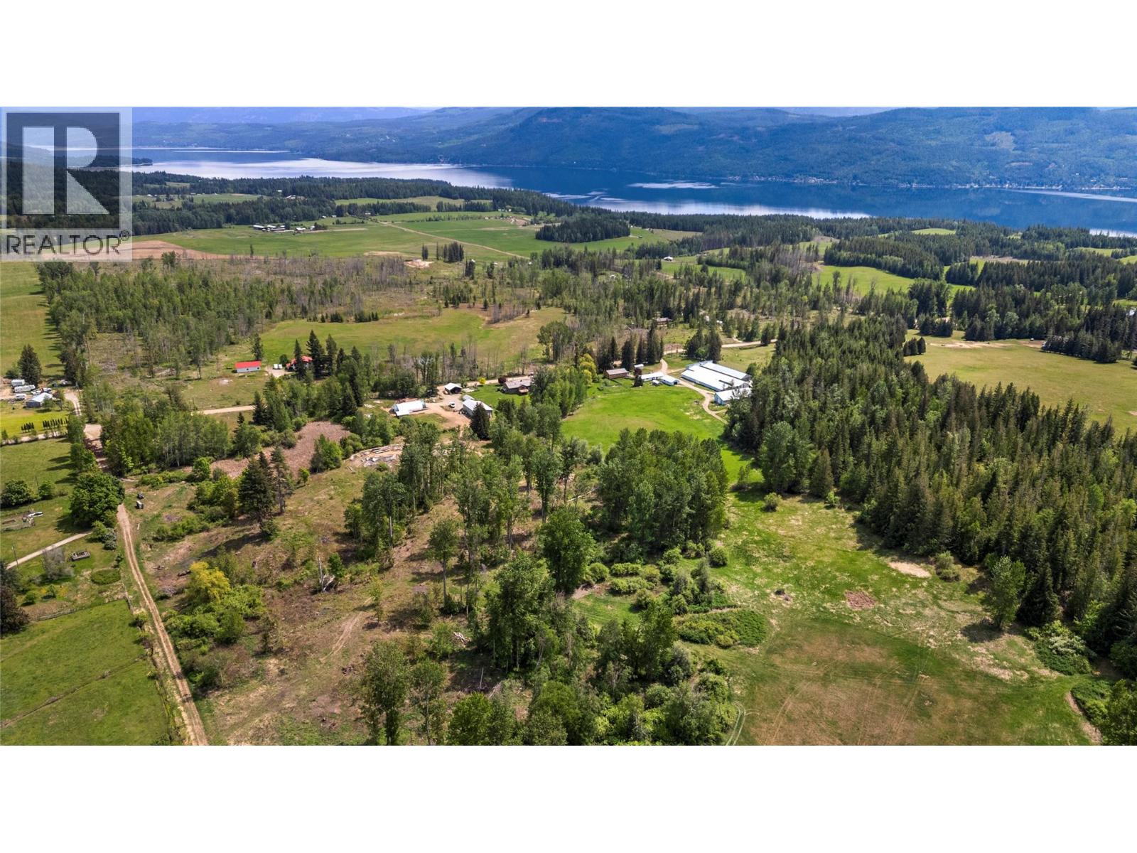 2523 Evans Road, Celista, British Columbia  V0E 1M6 - Photo 31 - 10377750