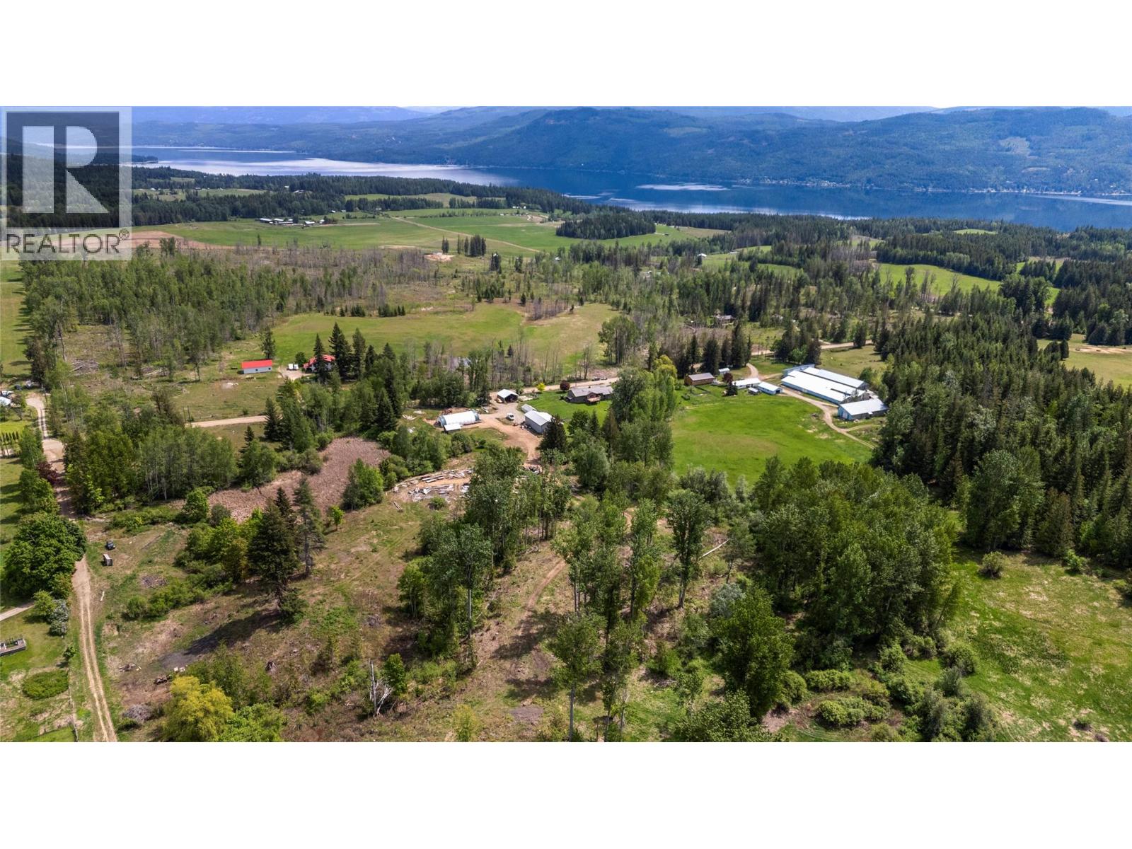2523 Evans Road, Celista, British Columbia  V0E 1M6 - Photo 32 - 10377750